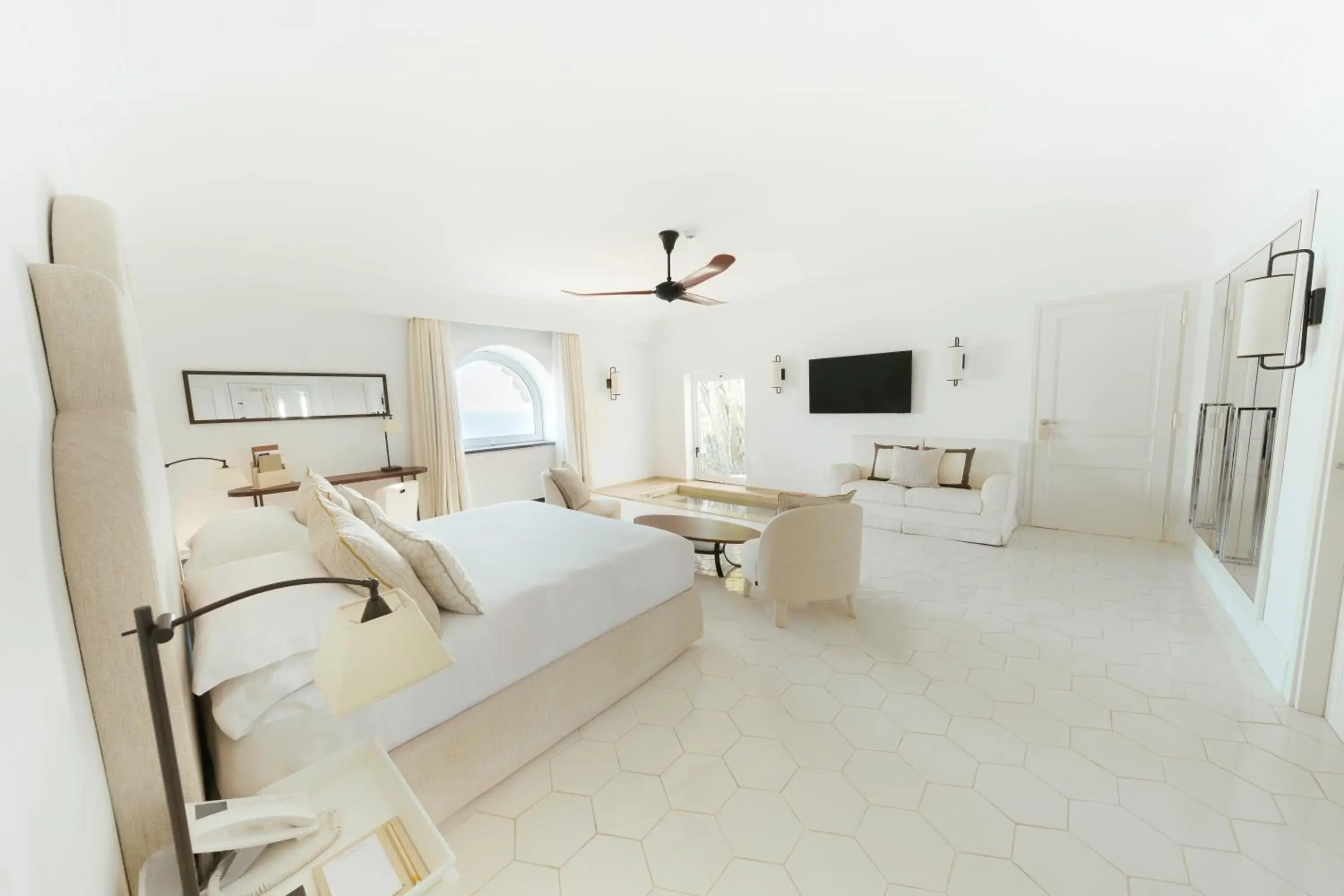 Luxury Deluxe Terrace Room in Furore Grand Hotel Luxury Deluxe Terrace Room in Furore Grand Hotel