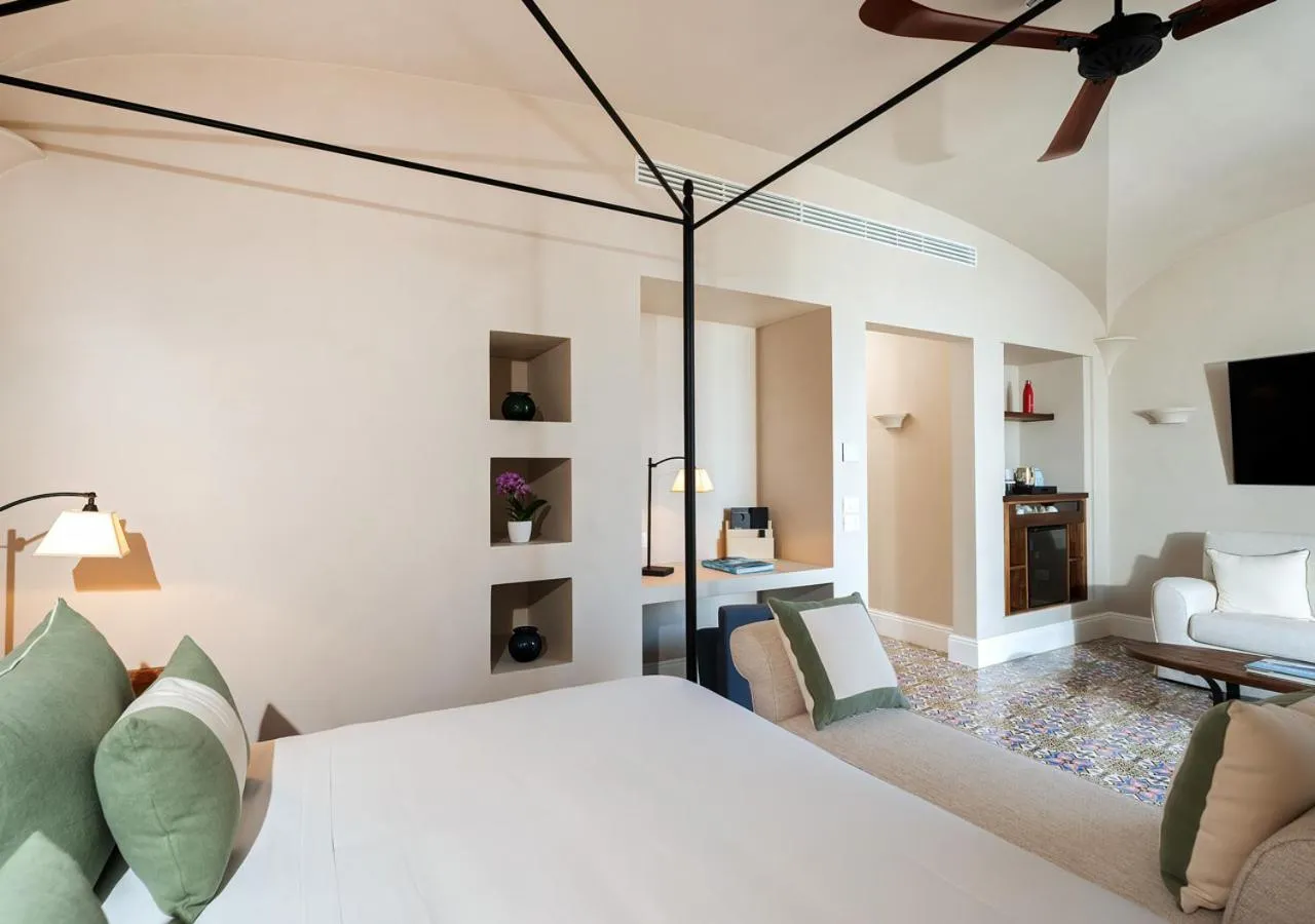 Bedroom, Bed in Furore Grand Hotel