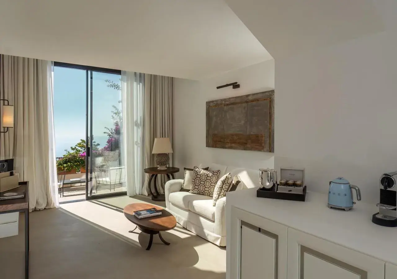 Junior Suite in Furore Grand Hotel Junior Suite in Furore Grand Hotel