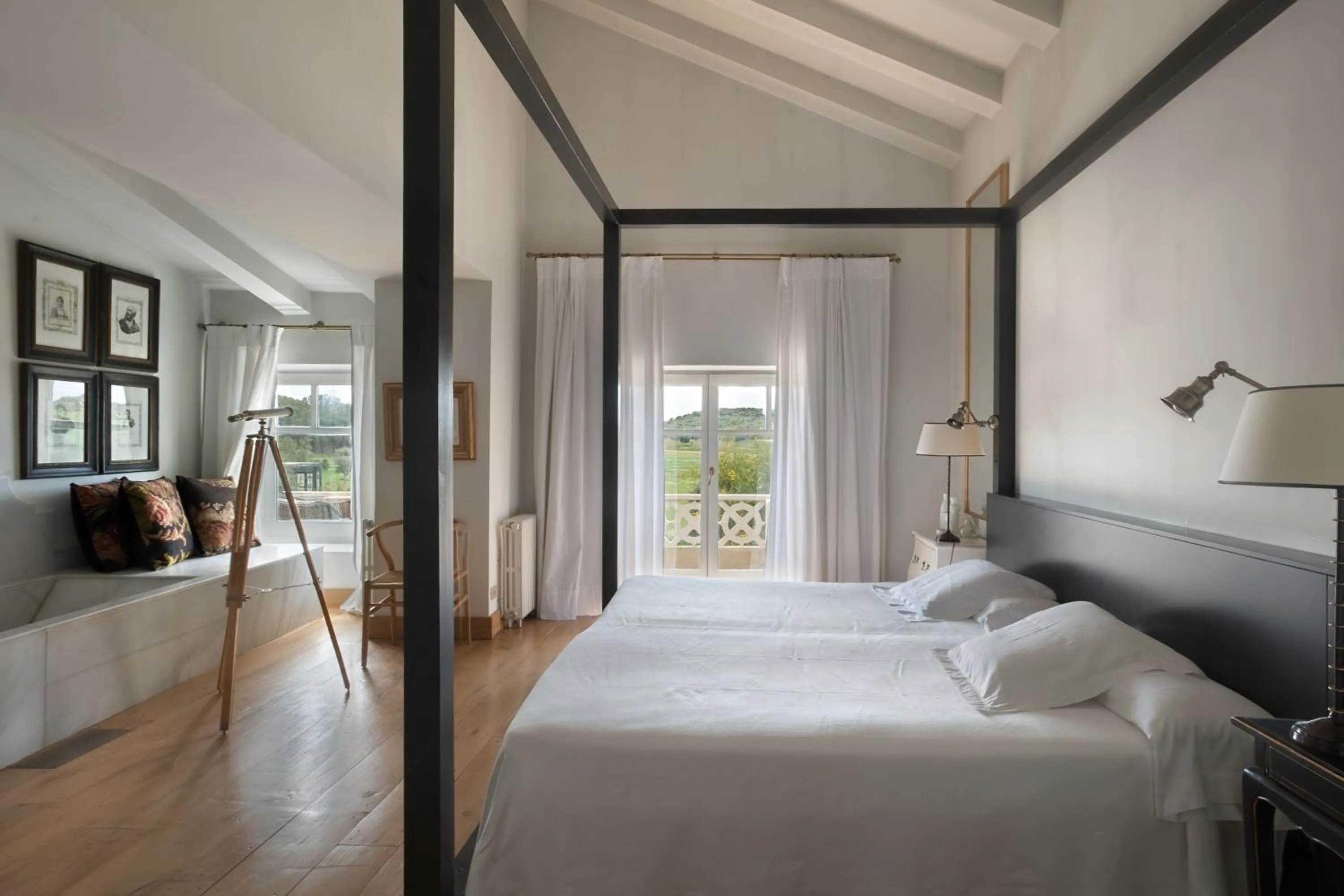 Photo of the whole room, Bed in Hotel La Malcontenta