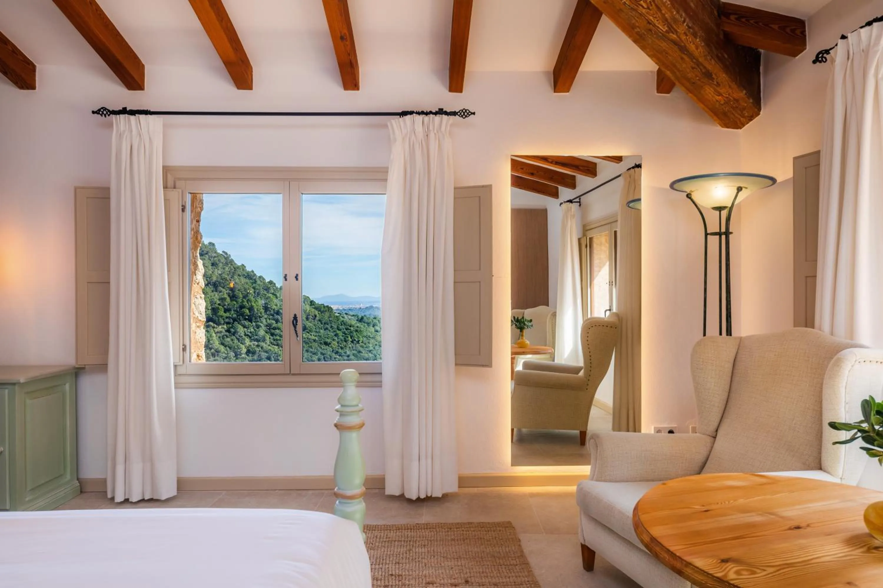 Photo of the whole room in Finca Albellons