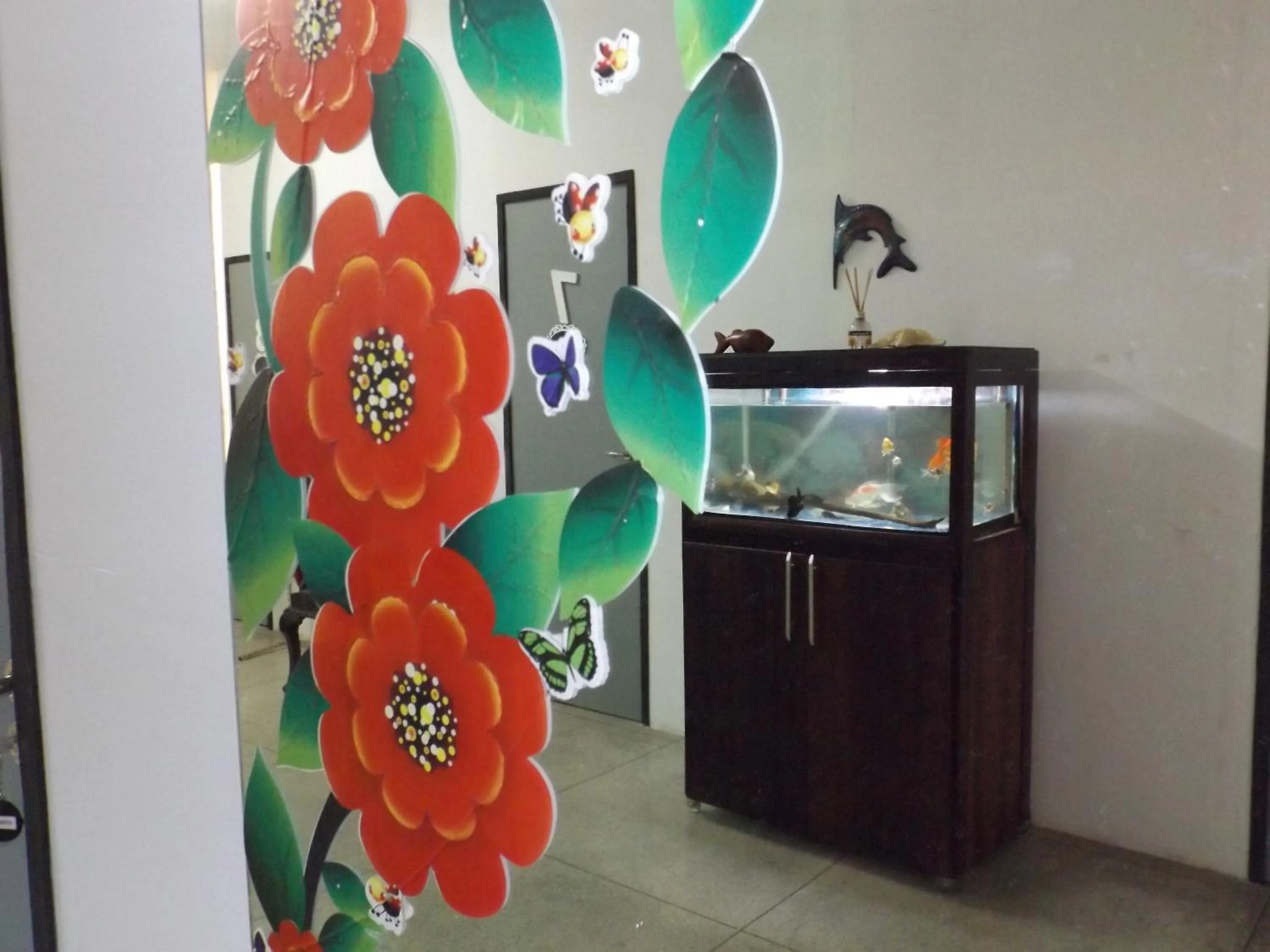 Communal lounge/ TV room in Hostel Lize