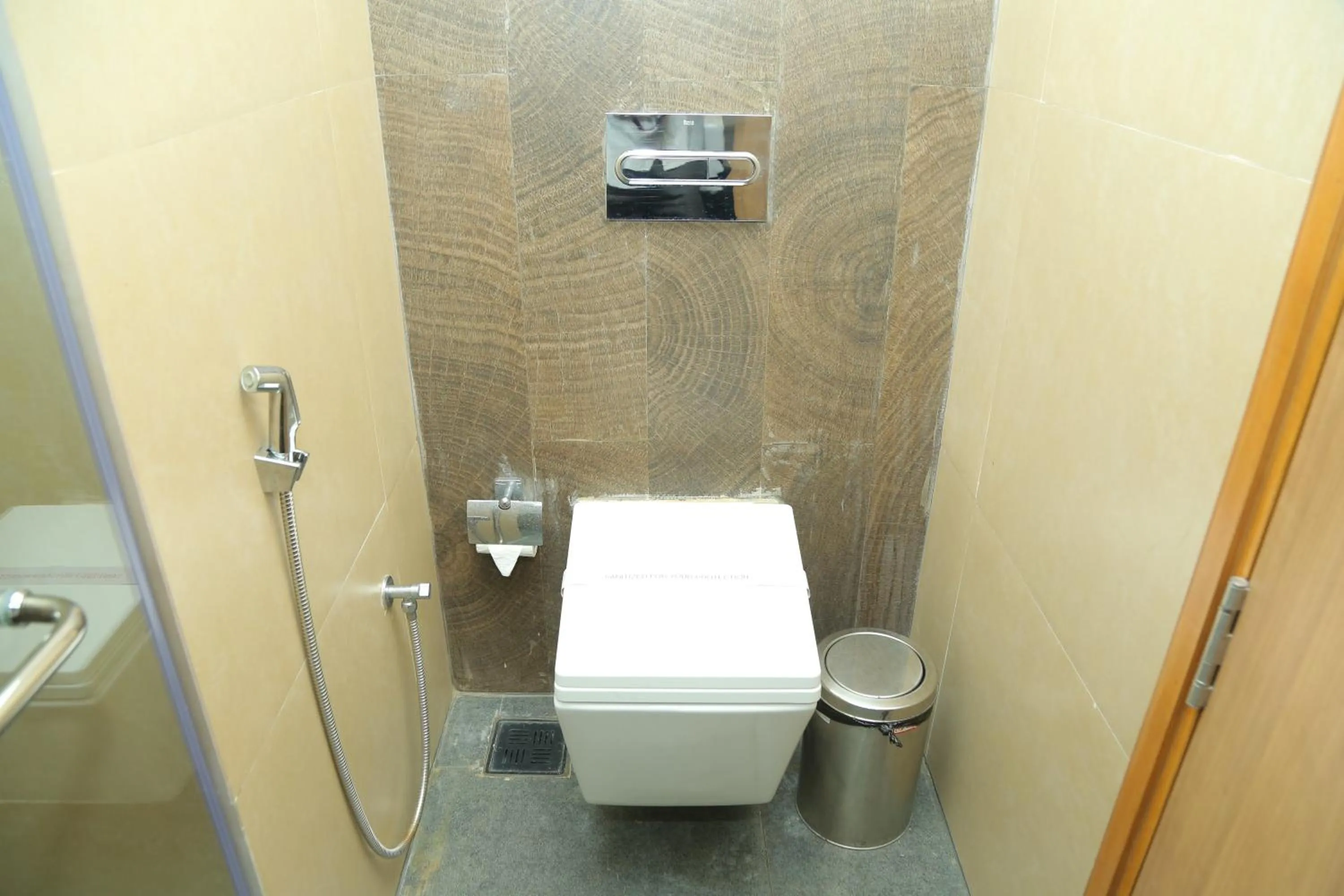 Toilet in Misty Ocean - A Bergamont Group of Hotel