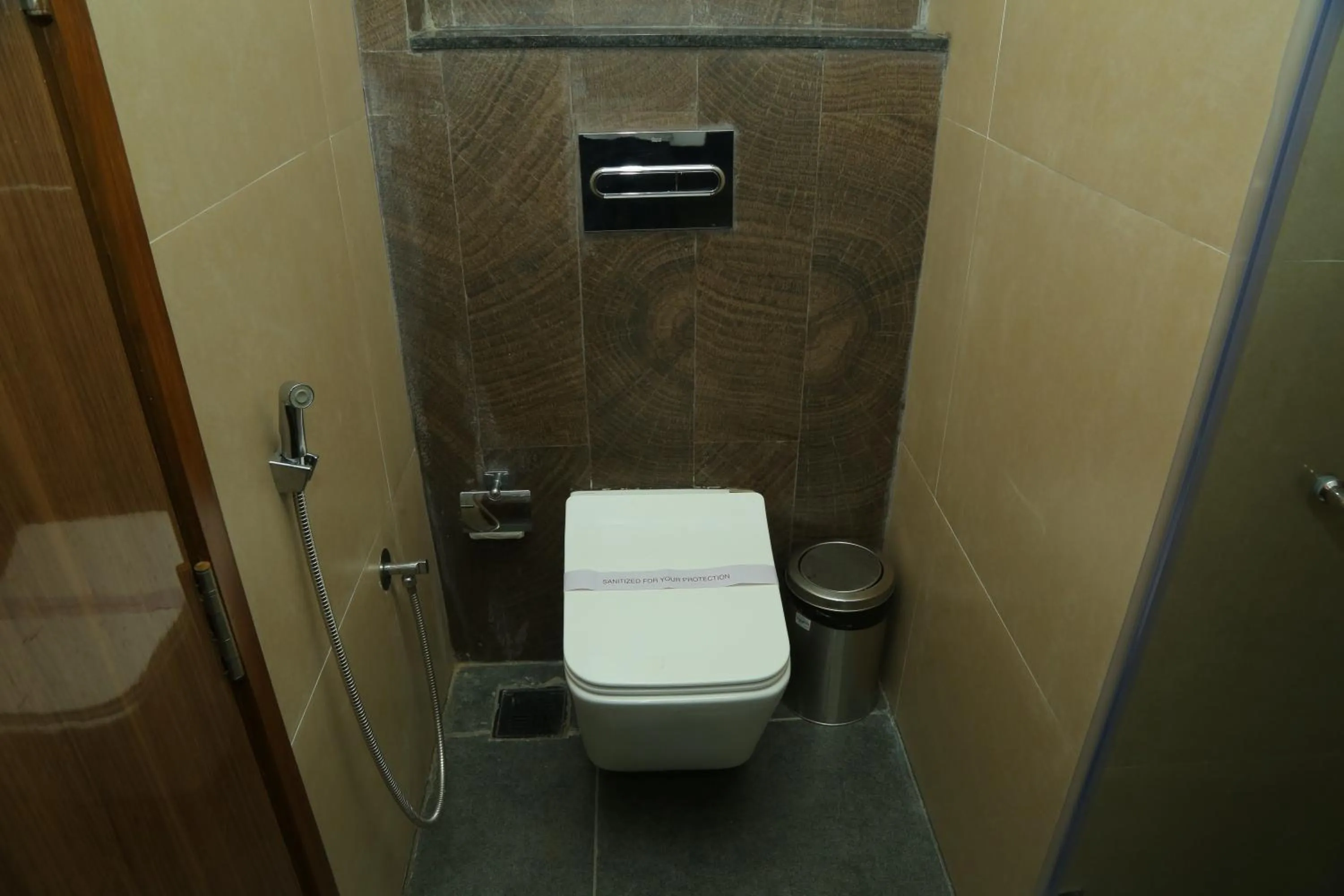 Toilet in Misty Ocean - A Bergamont Group of Hotel