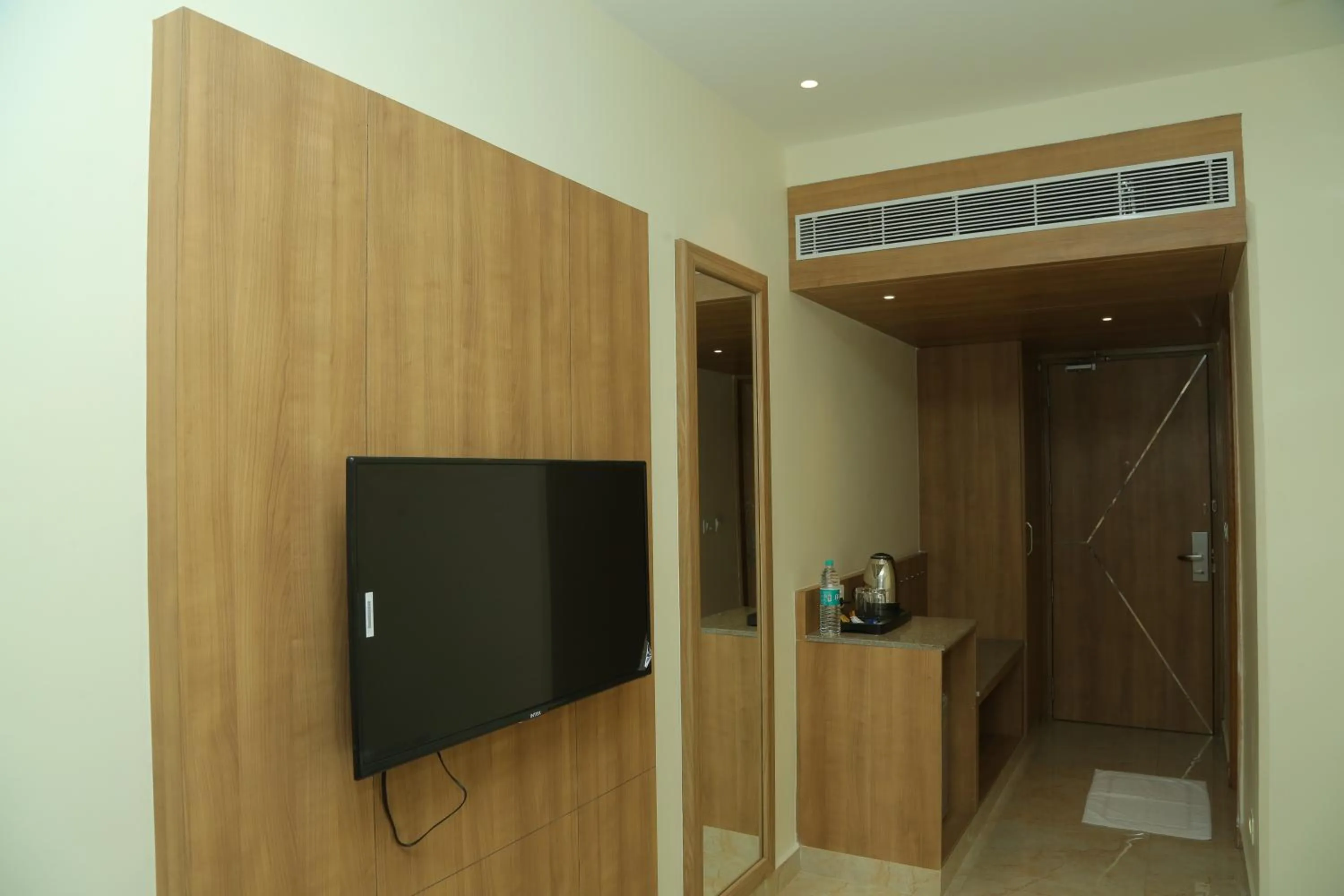 TV and multimedia in Misty Ocean - A Bergamont Group of Hotel