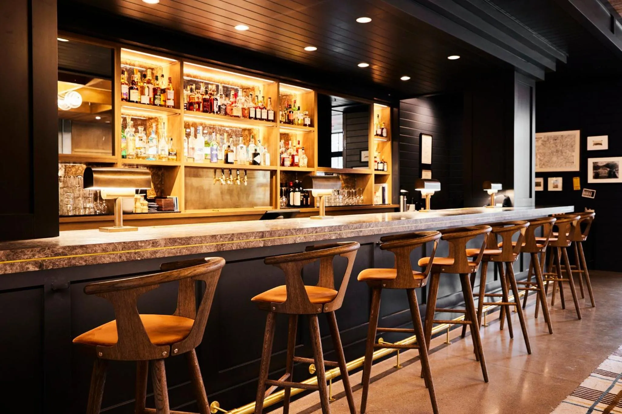 Restaurant/places to eat in The Junto Hotel