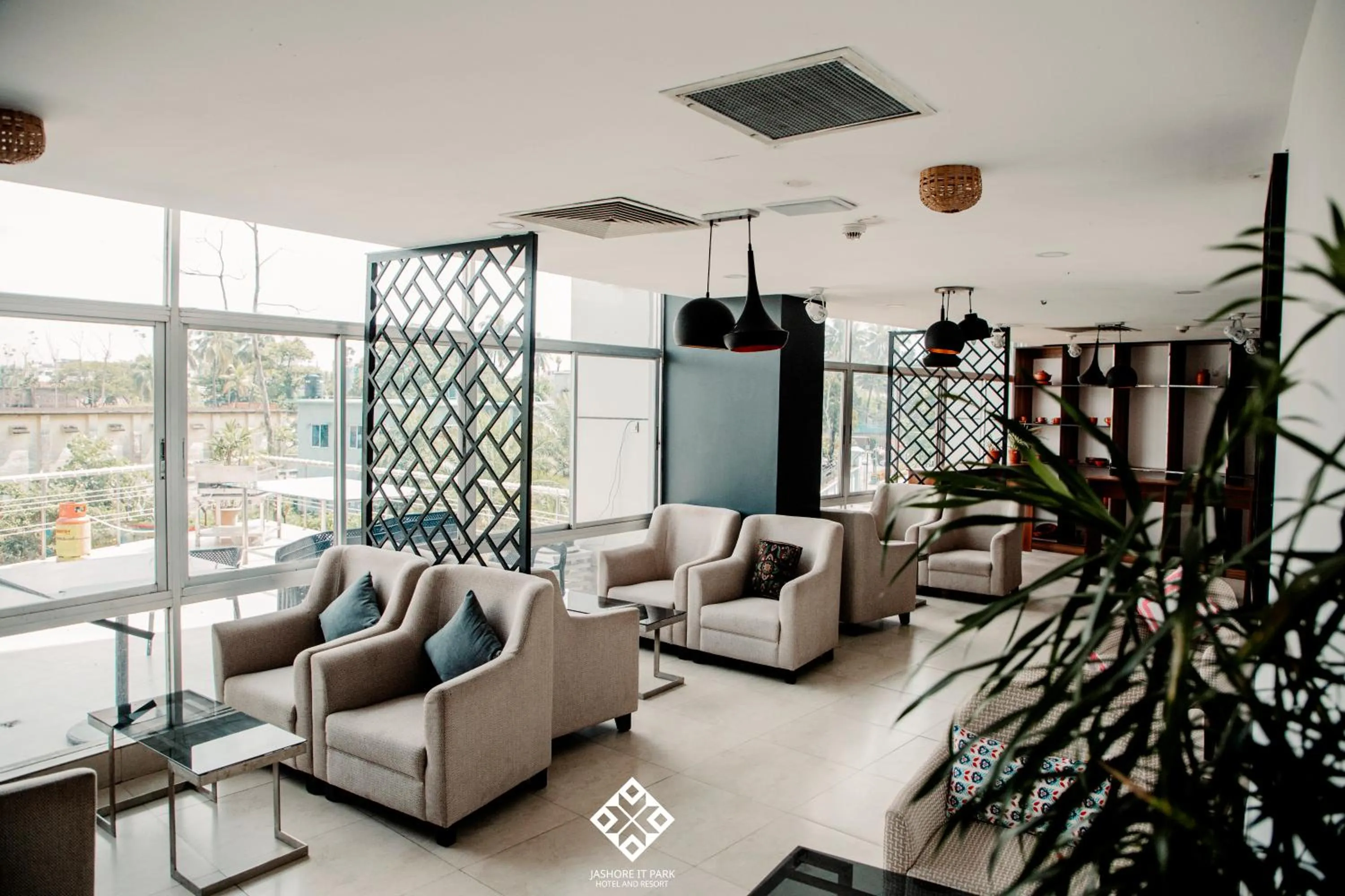 Restaurant/places to eat in Jashore IT Park Hotel and Resort