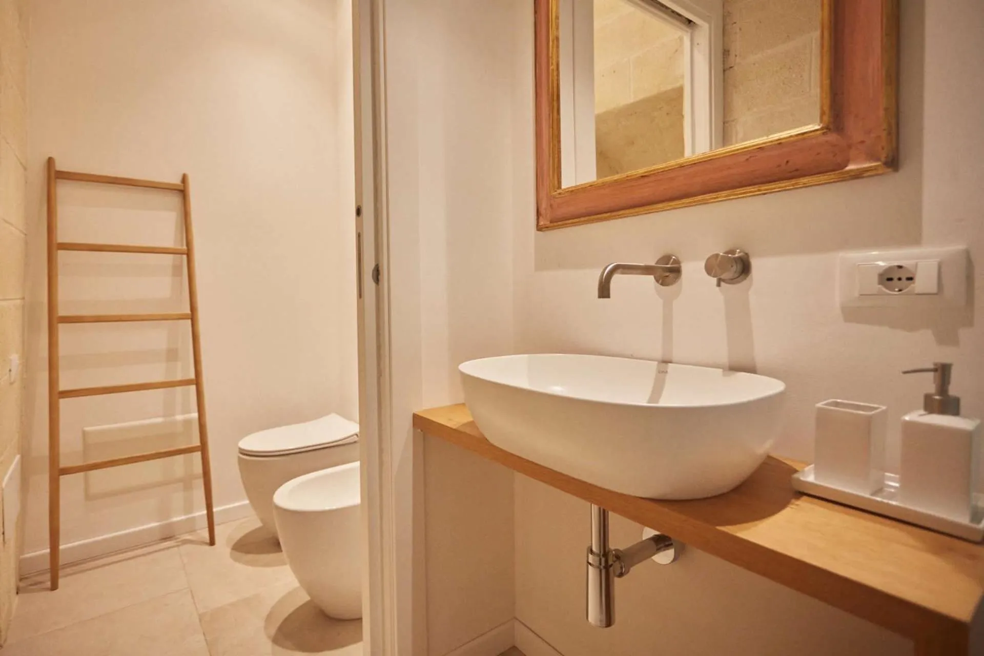 Toilet in Villa Rocce Bianche