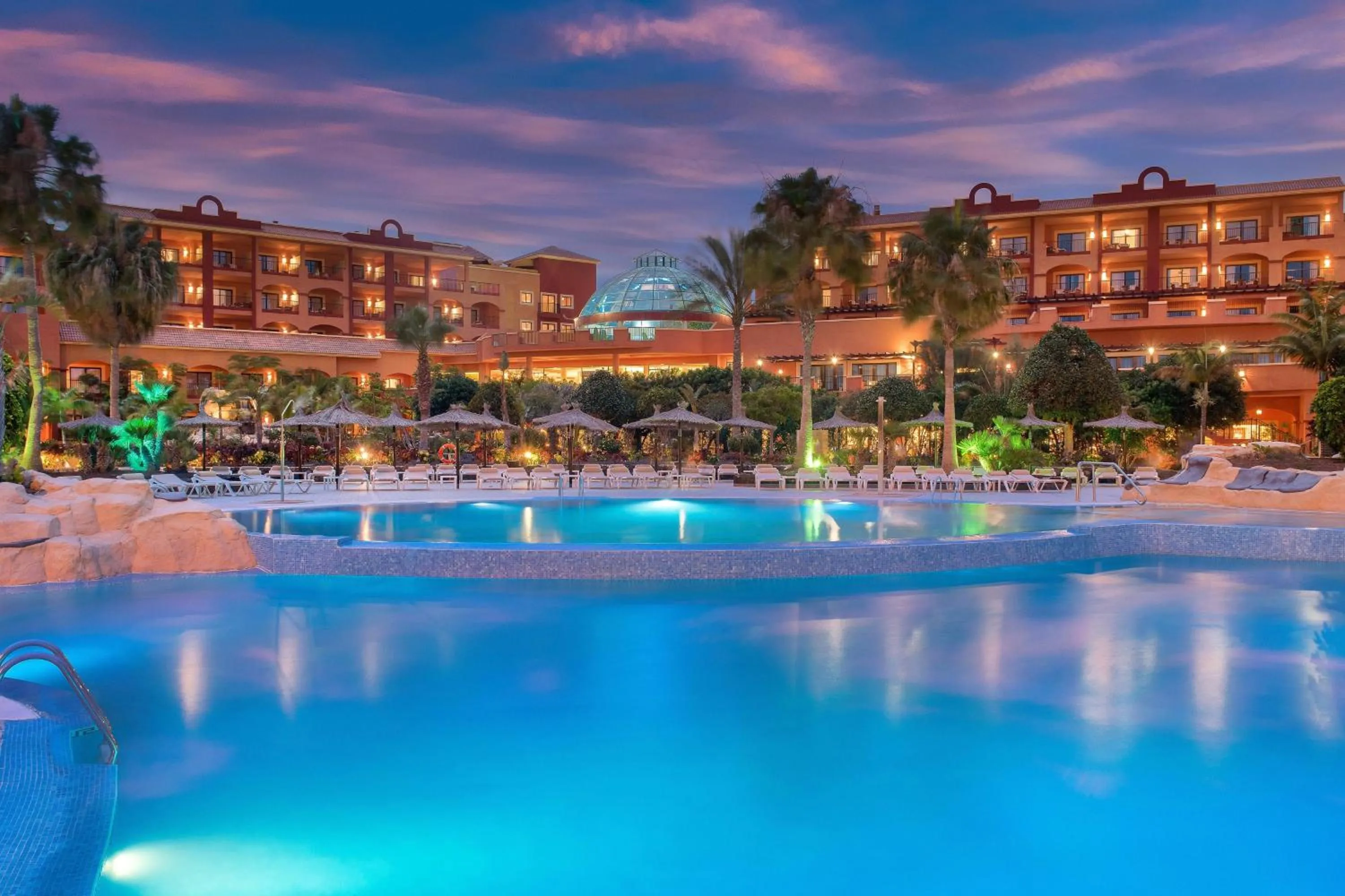 Swimming pool in Sheraton Fuerteventura Golf & Spa Resort