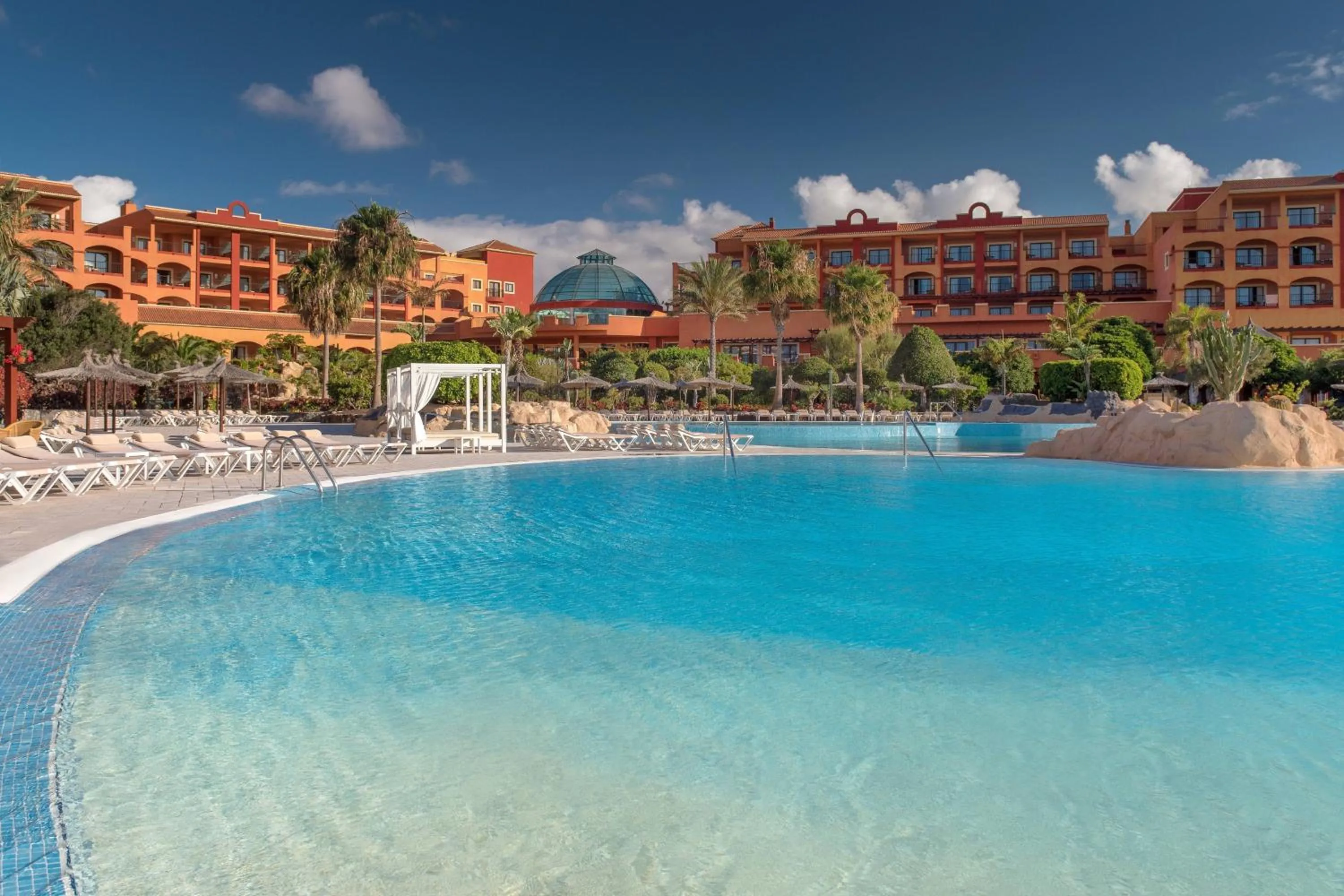 Swimming pool in Sheraton Fuerteventura Golf & Spa Resort