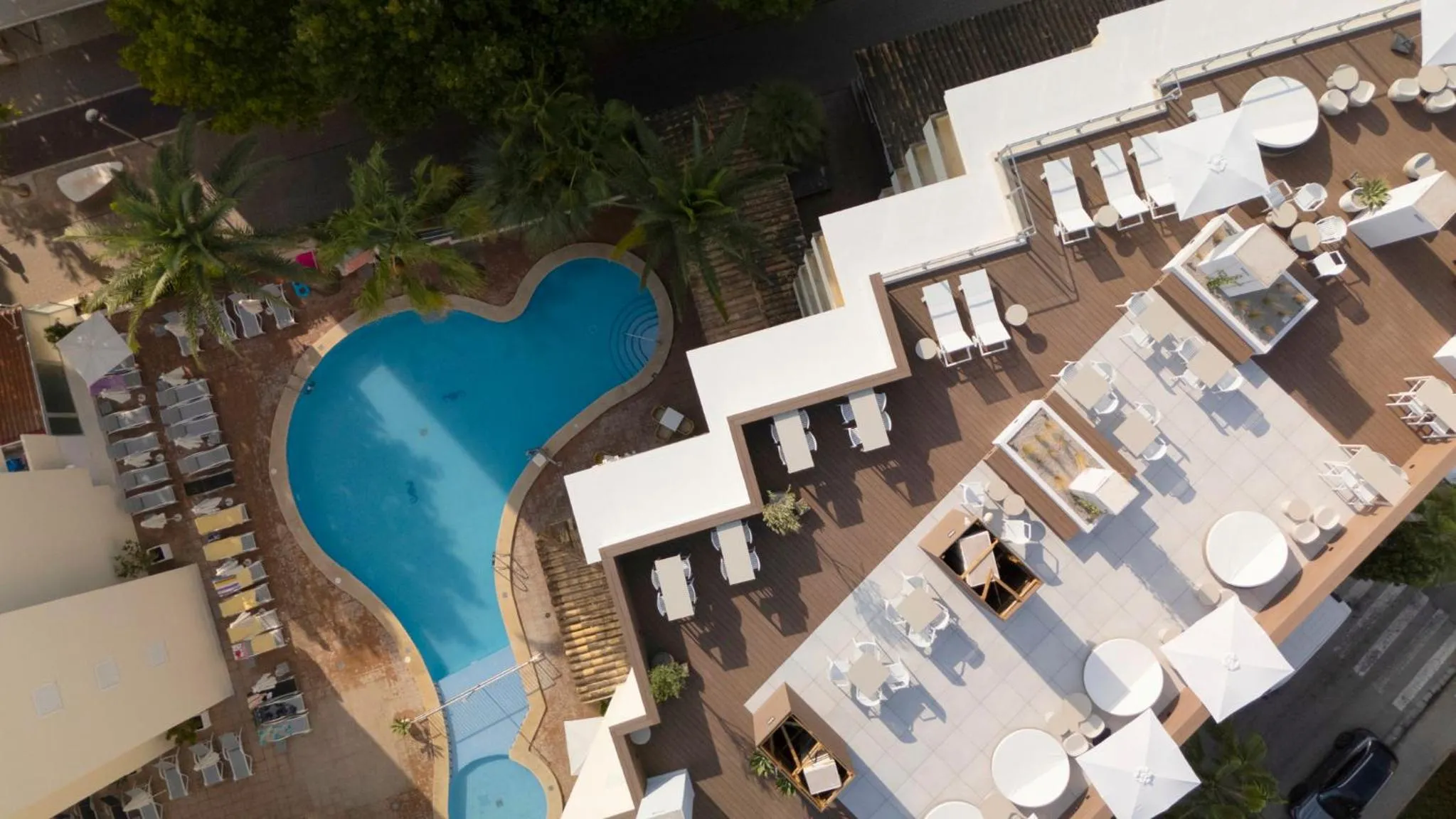 Swimming pool in Cabot Cap de Mar Spa