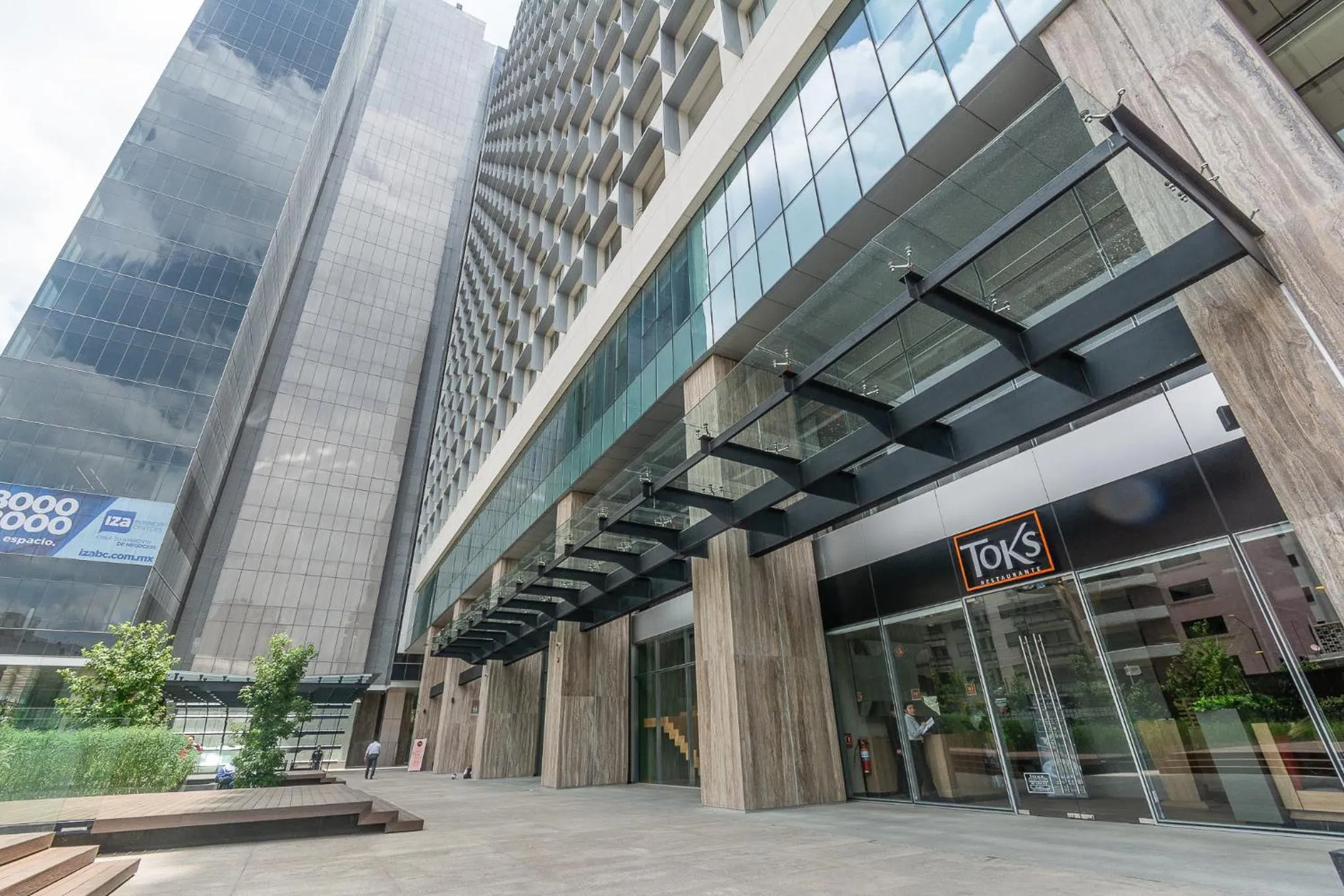 Property building in Casa Latitud by Kukun