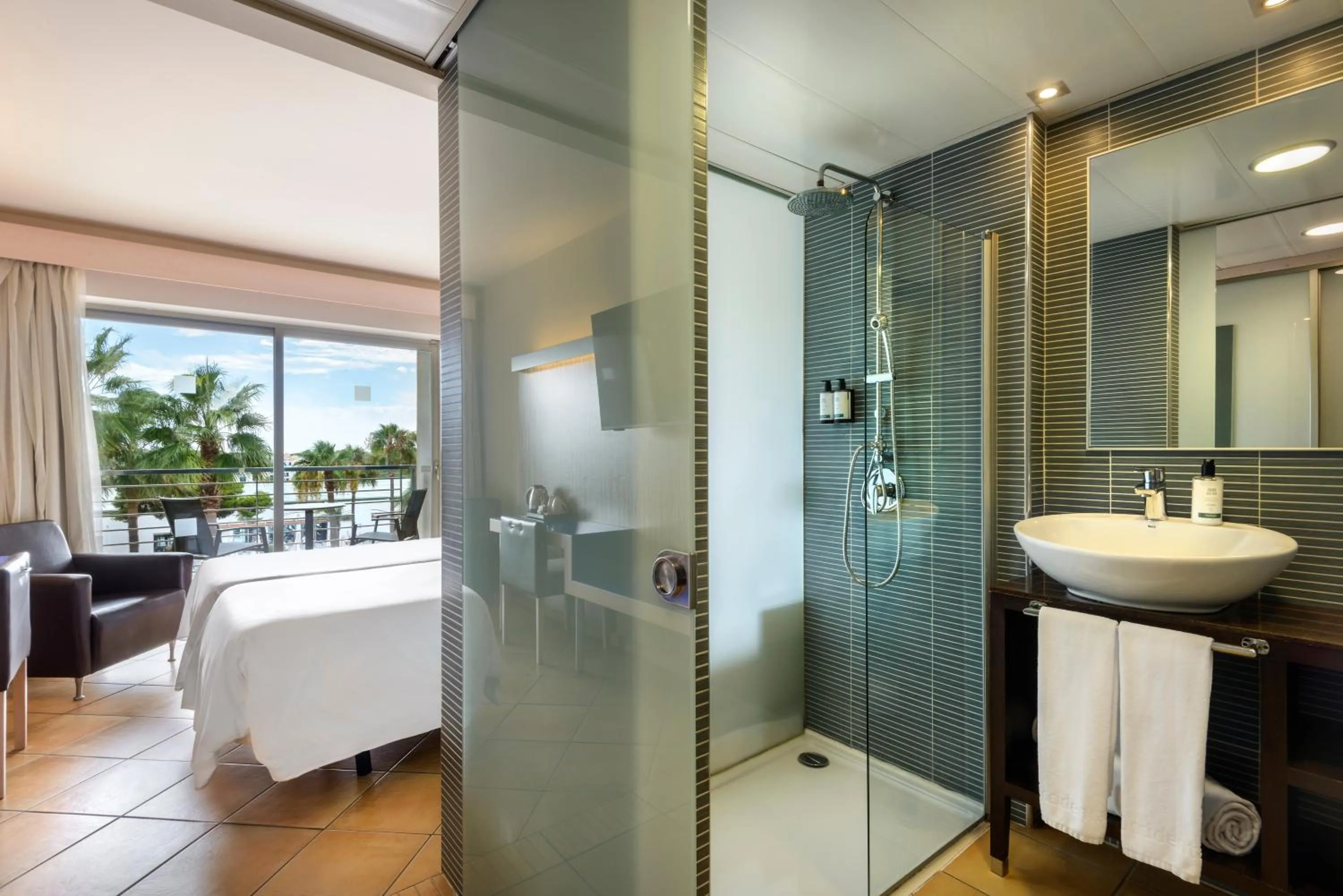 Bed in Occidental Menorca