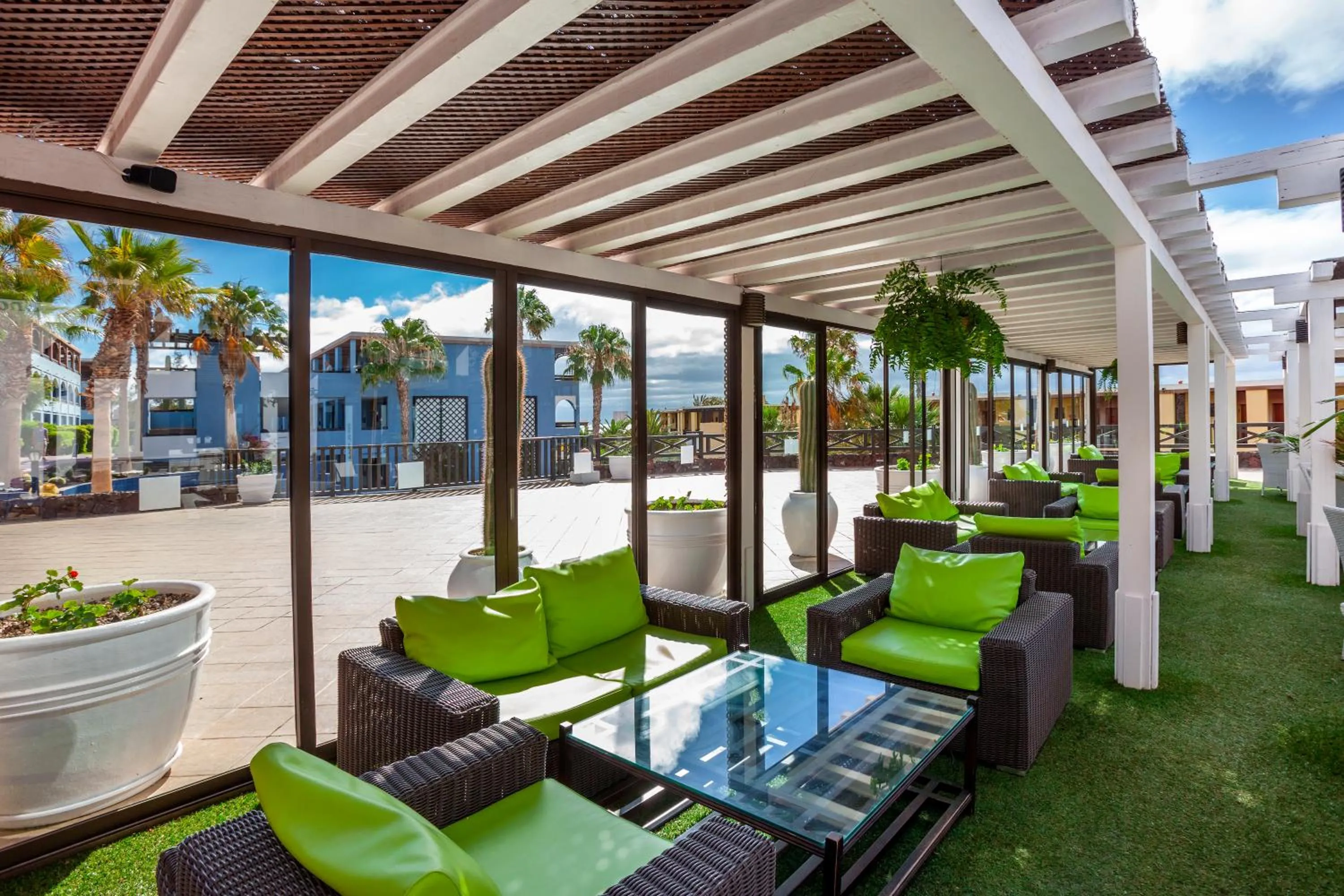 Lounge or bar in Occidental Jandía Playa