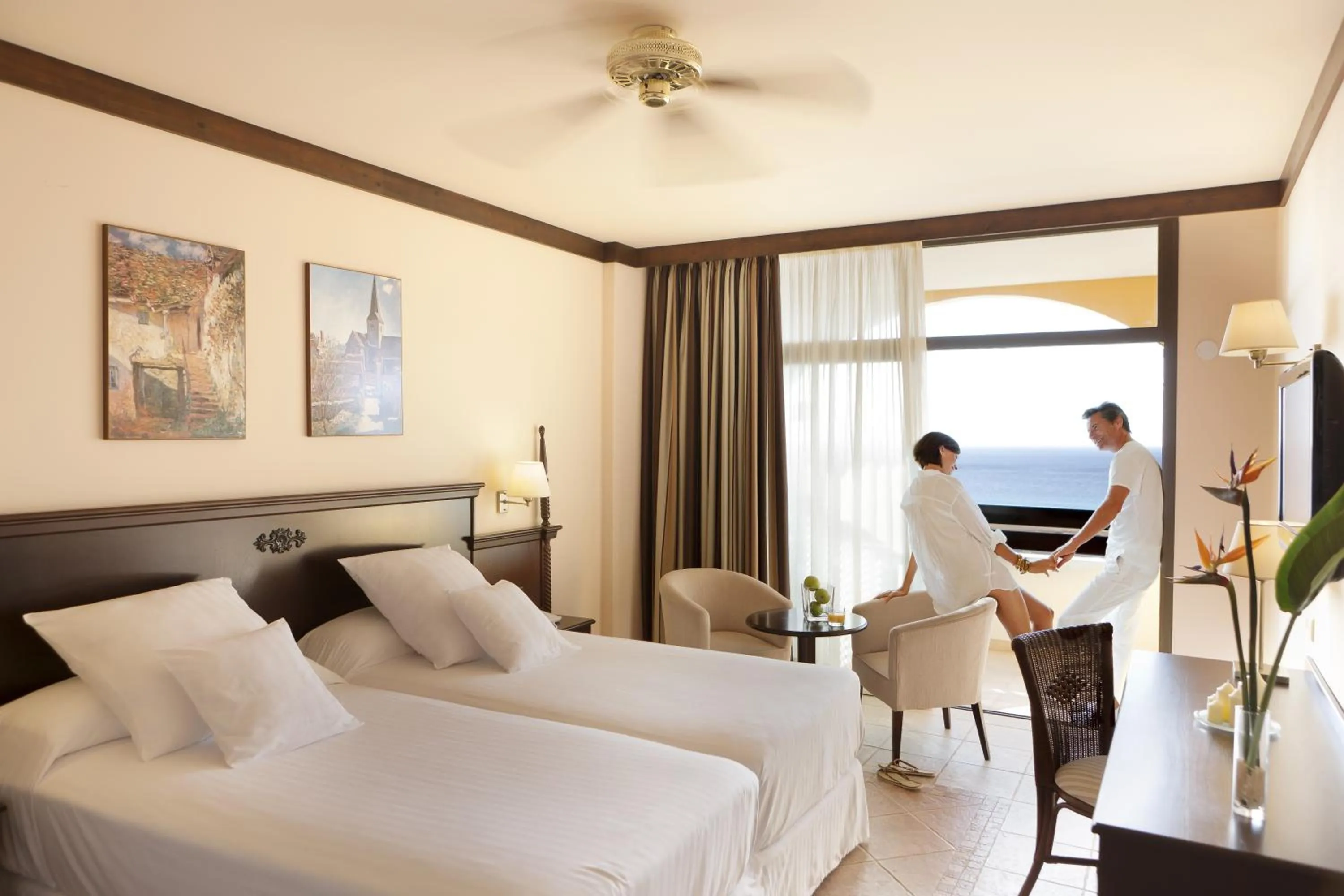 Photo of the whole room, Bed in Occidental Jandía Playa