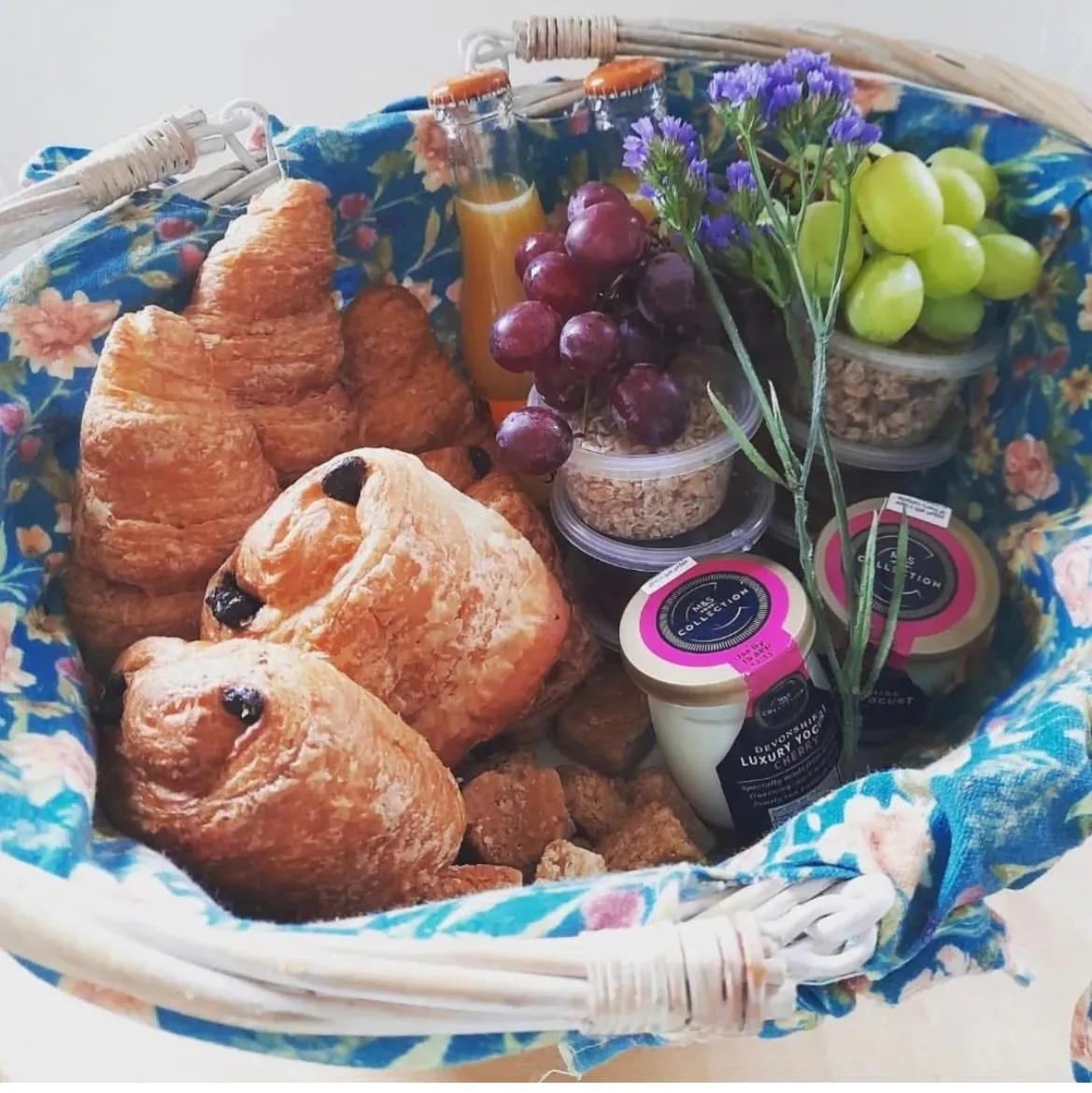 Breakfast in Pilgrims Nap