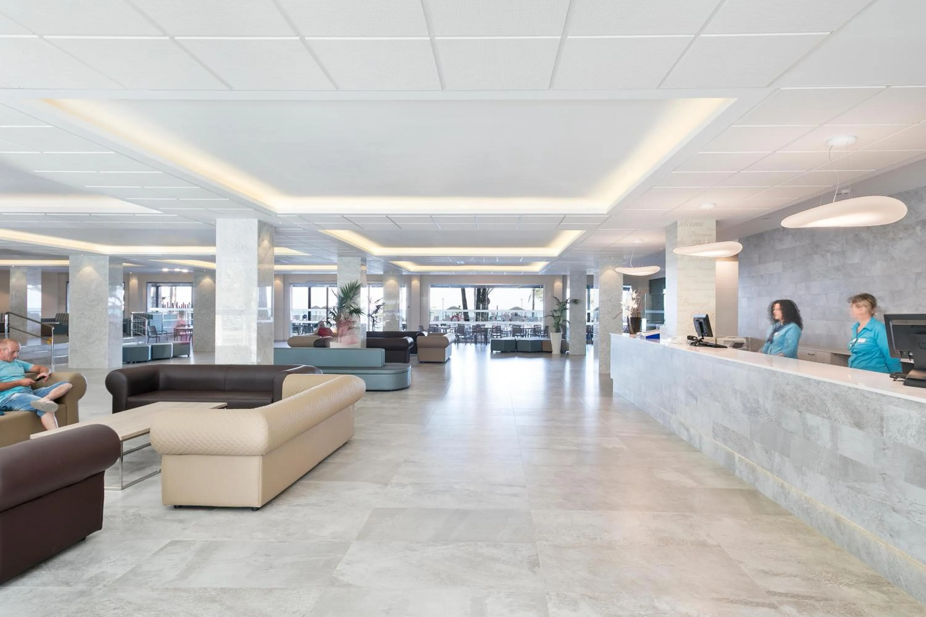 Lobby or reception in Hotel Best Sabinal