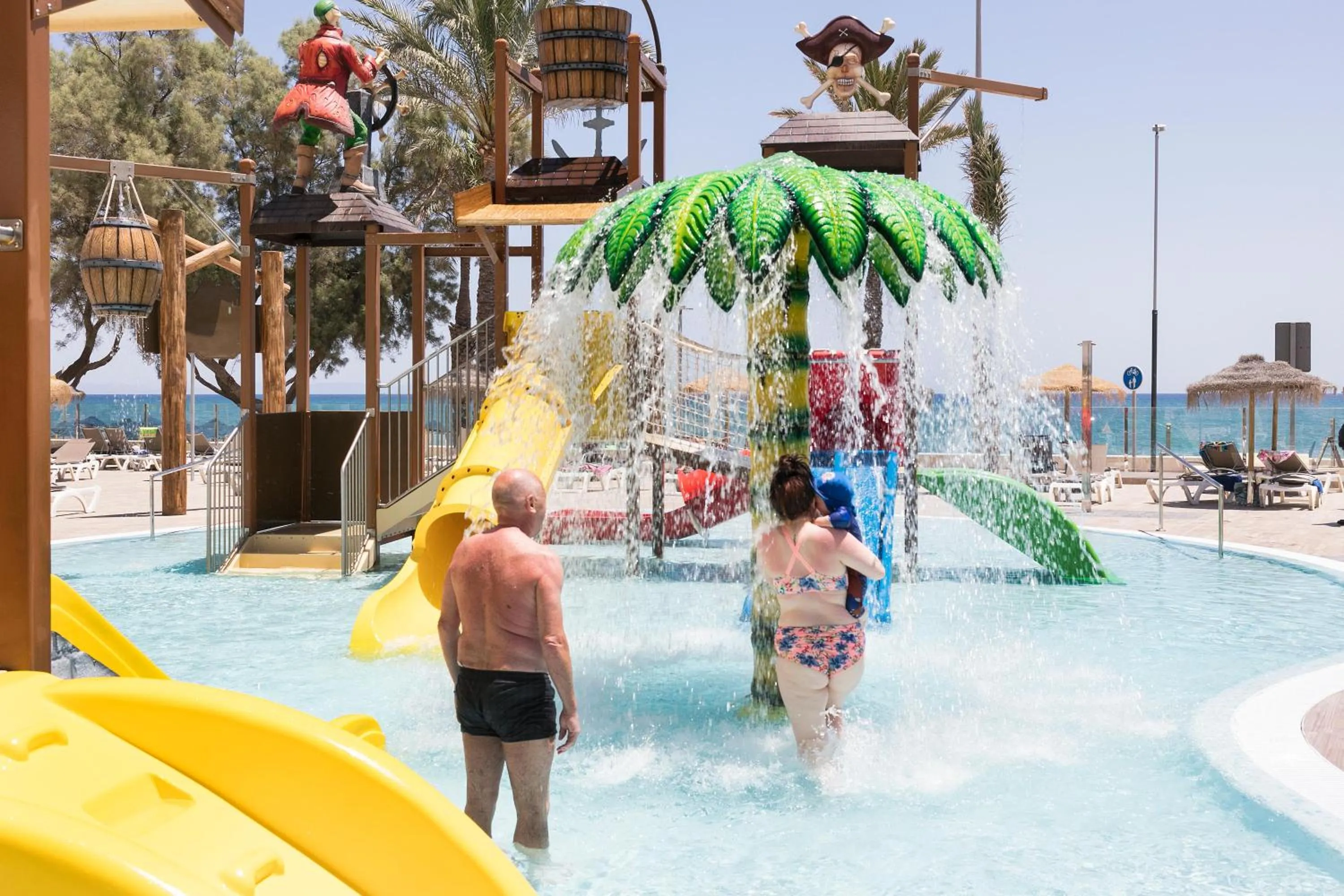 Swimming pool in Hotel Best Sabinal