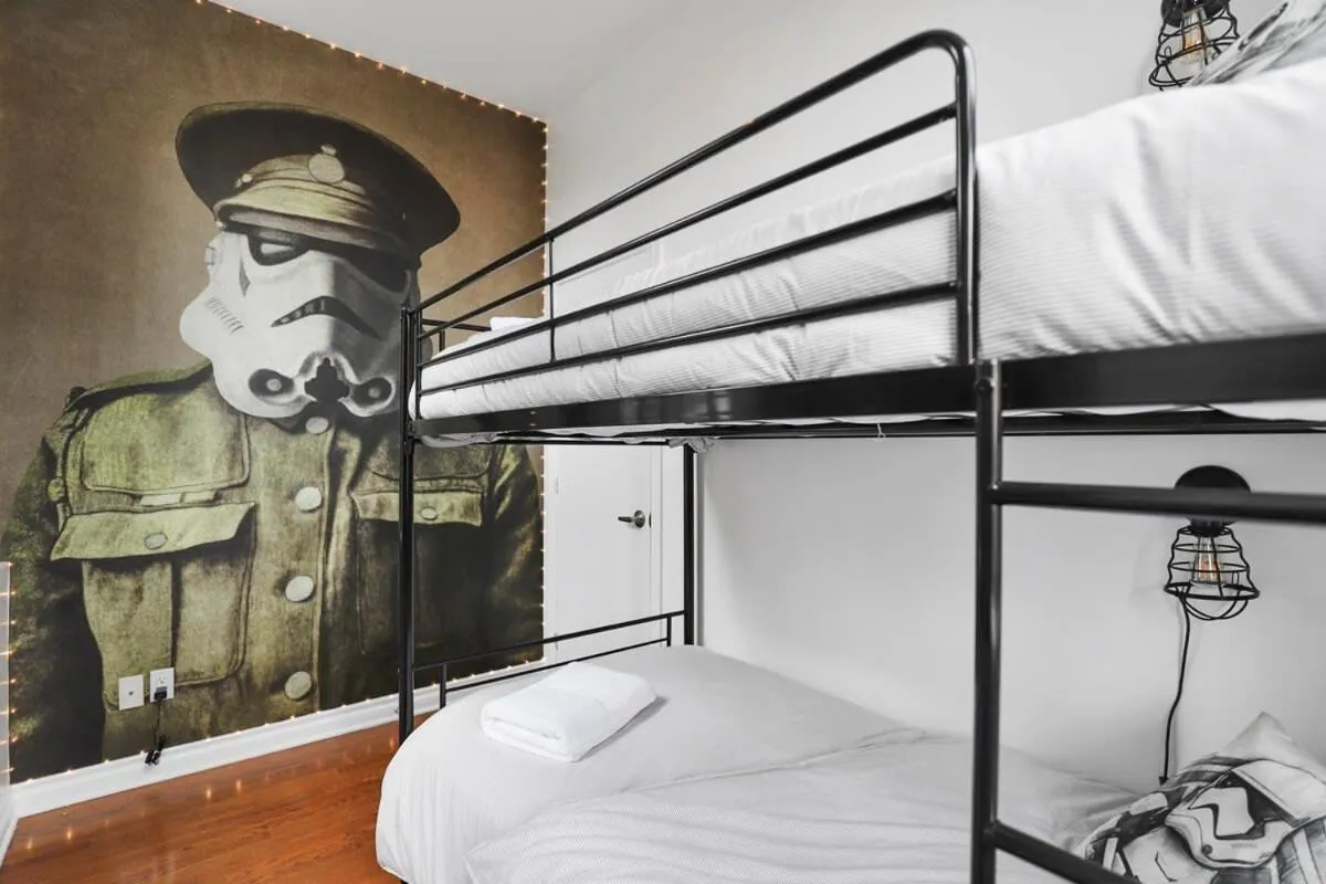 Bed in M11 The Star Wars Suite 3BR Downtown