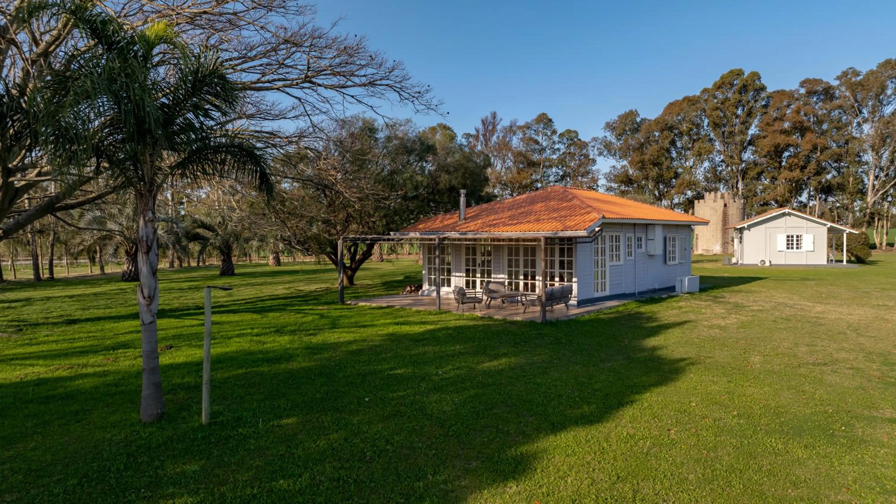 Property building in Finca del Sacramento