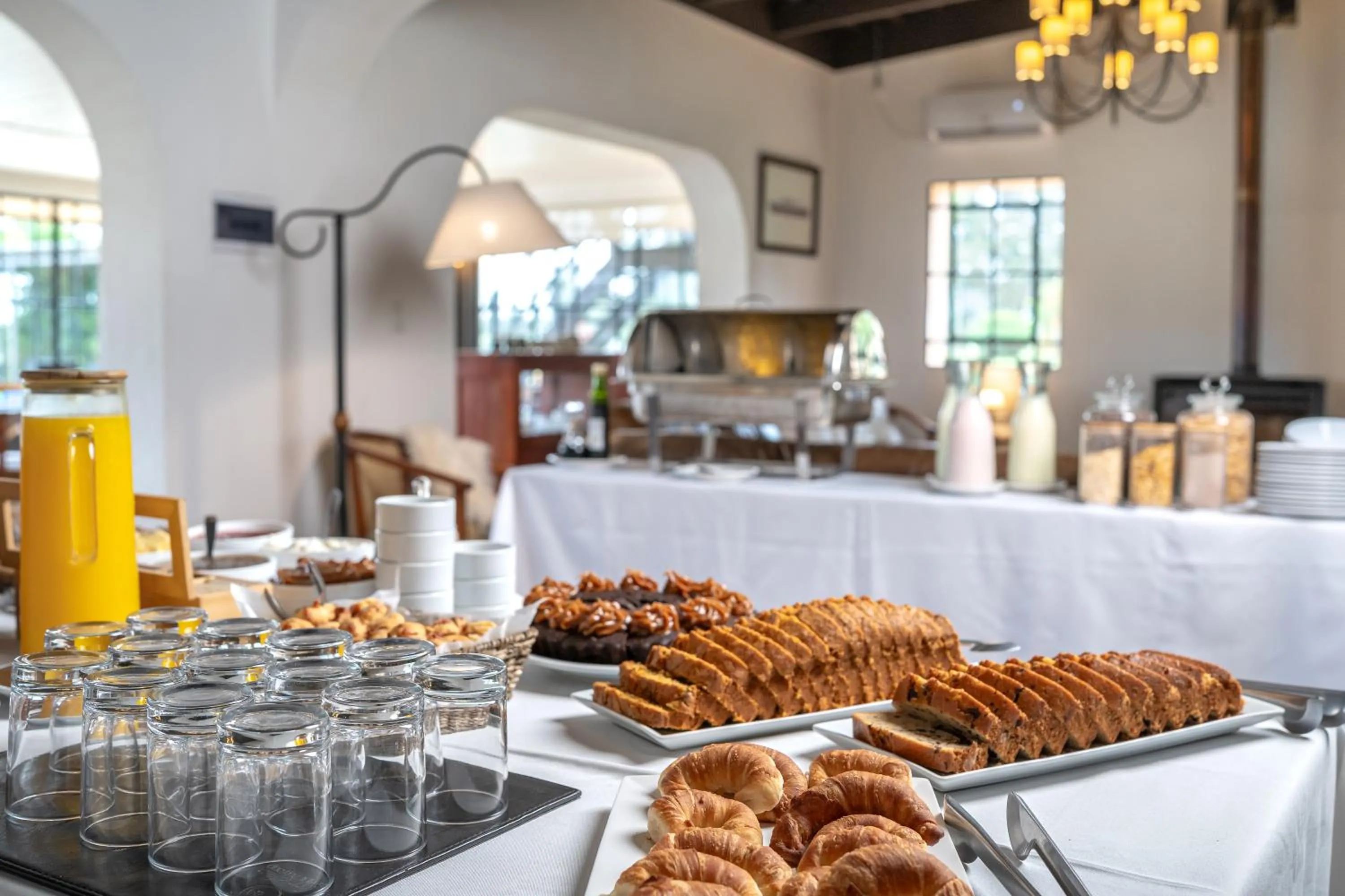 Breakfast in Finca del Sacramento