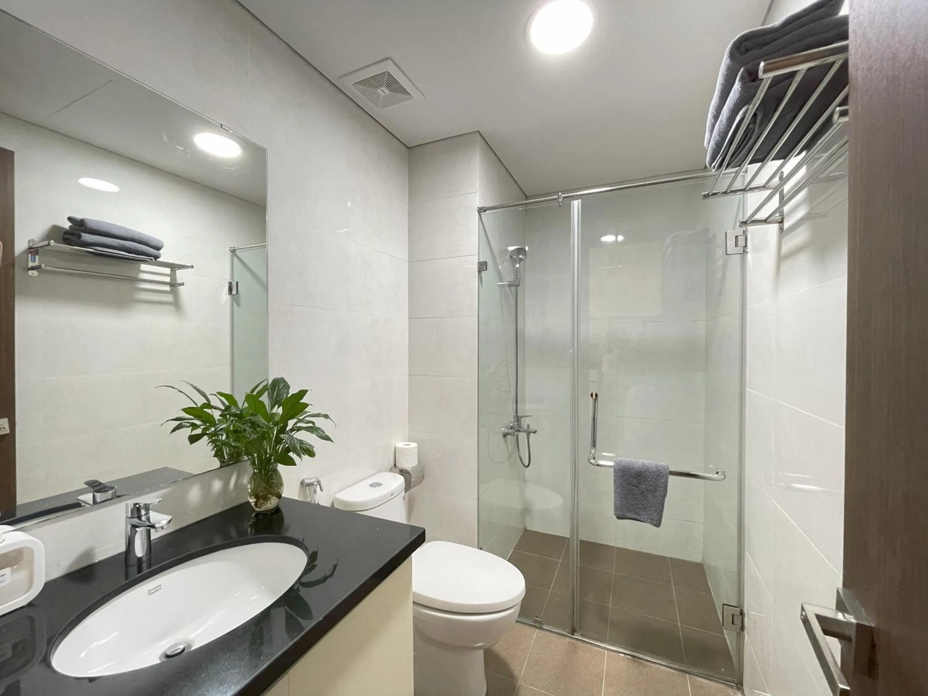 Shower in TSQ STAY Hotel Apartment