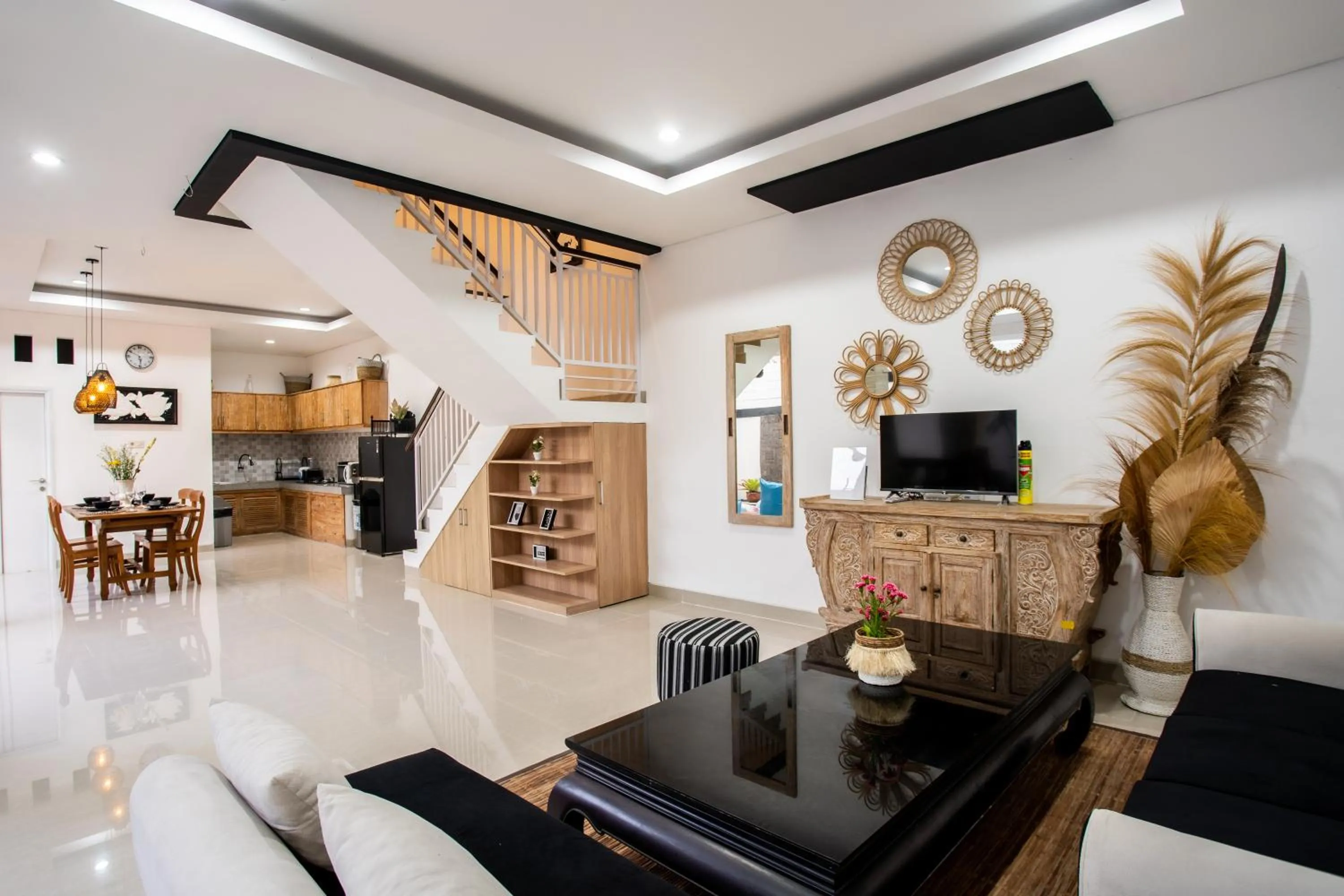 TV and multimedia in Taman Bali A&R Seminyak