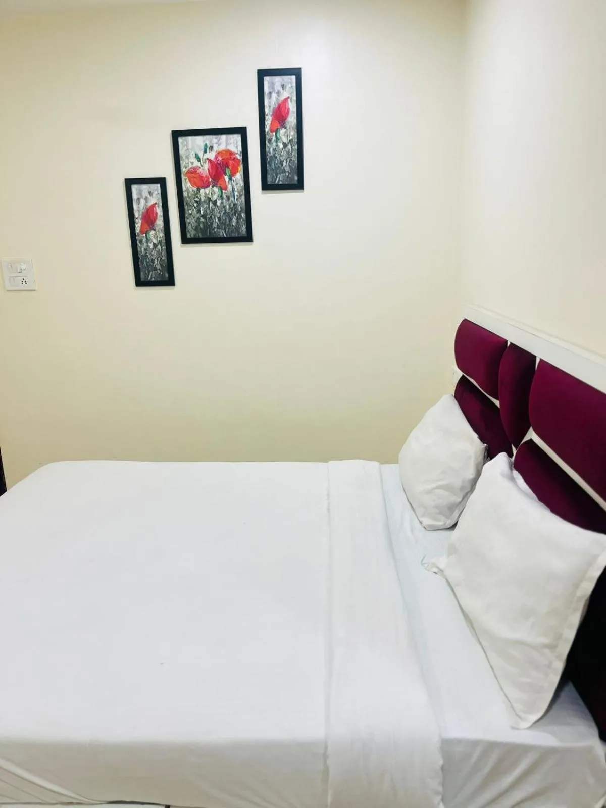 Bedroom in Hotel VYS INN