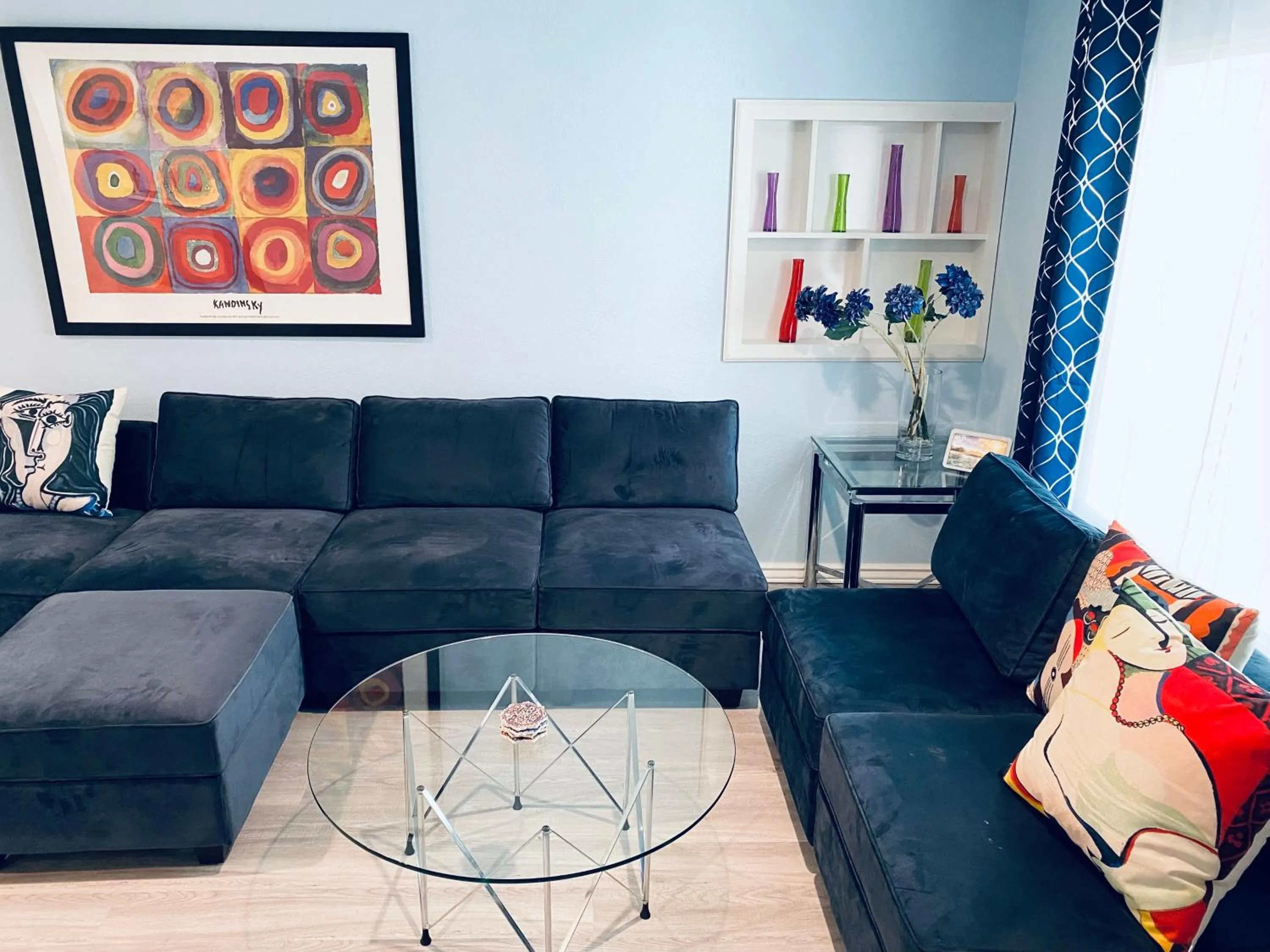 Living room in 3br home 2br unit close to USAFA with fireplace