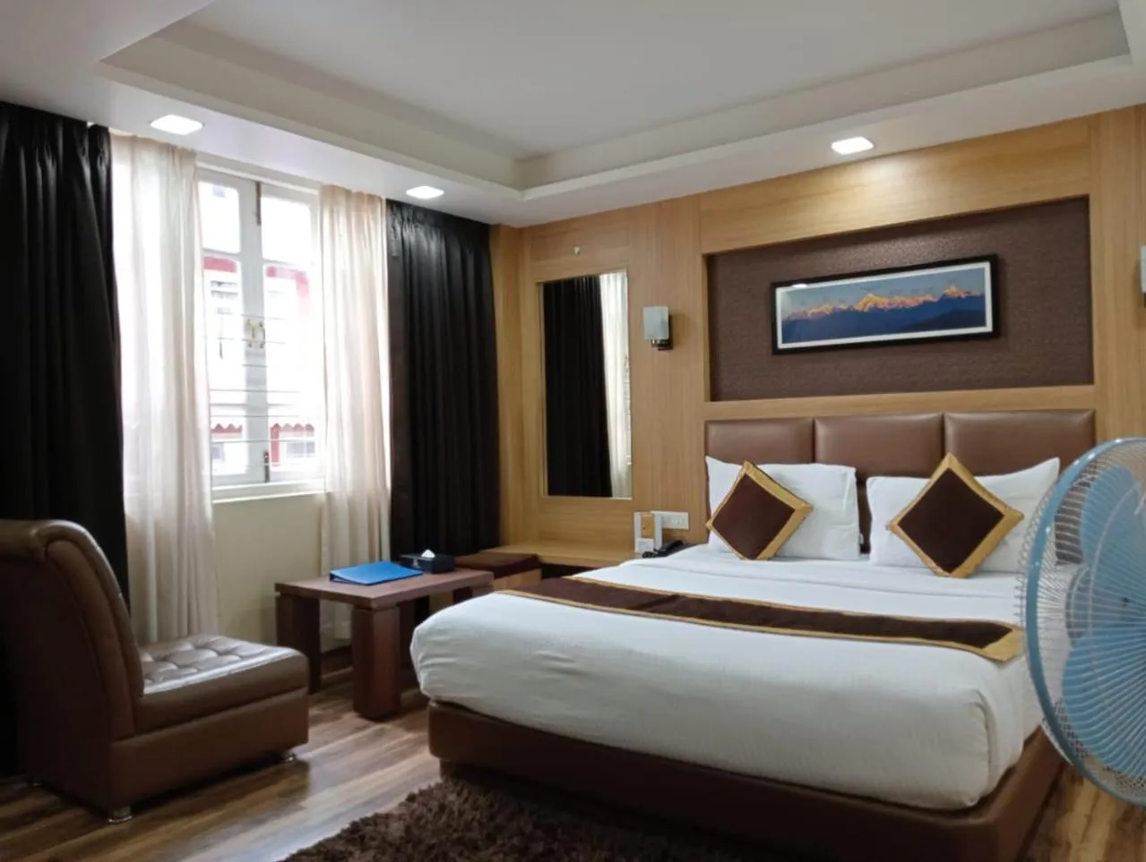 Bedroom in Q SAINA THE COSMOS