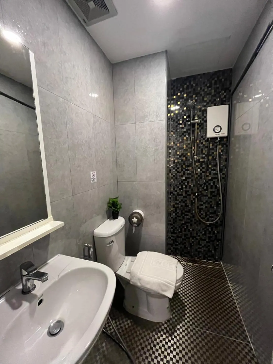 Bathroom in Amber Inn