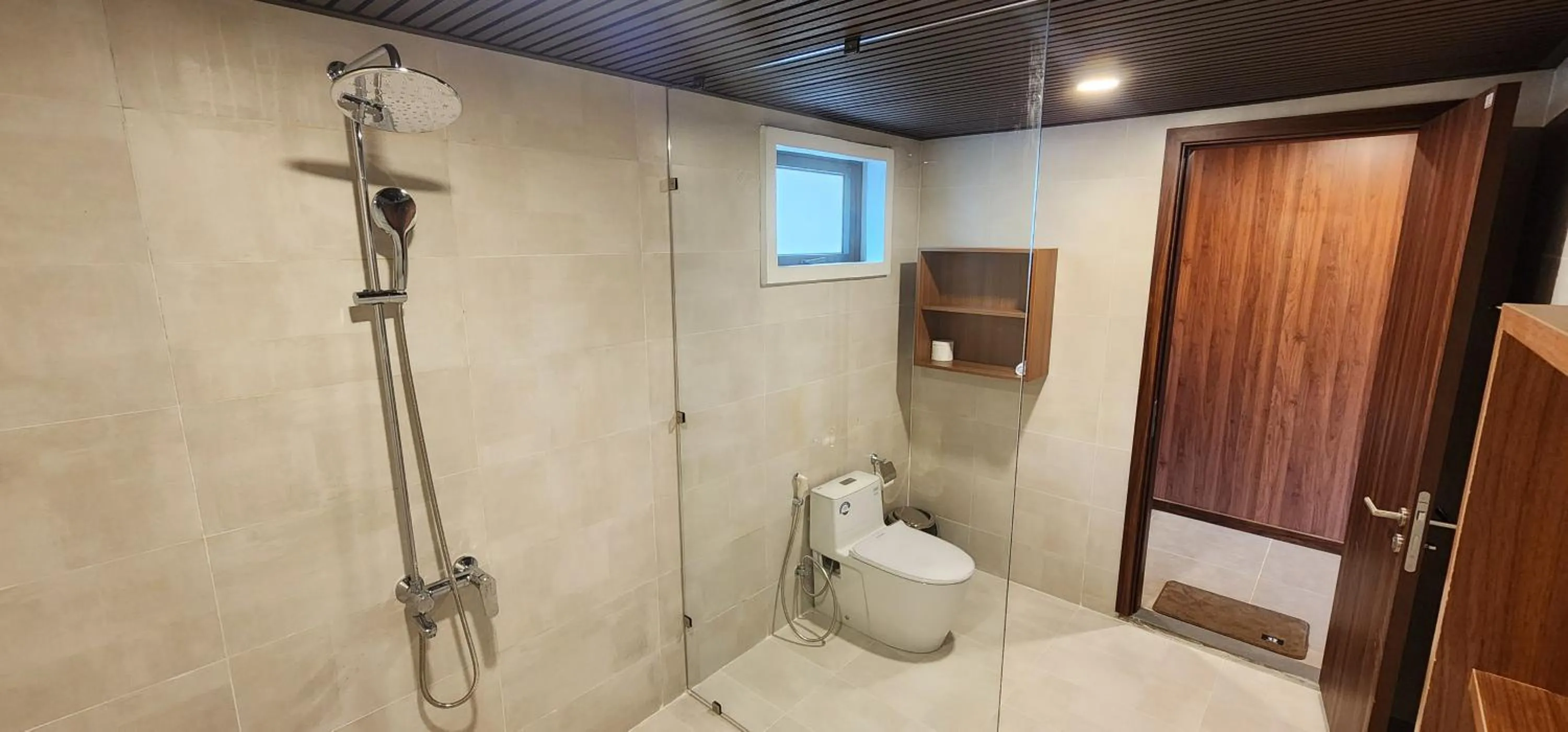 Shower in Lavender Dalat Hotel and Resorts