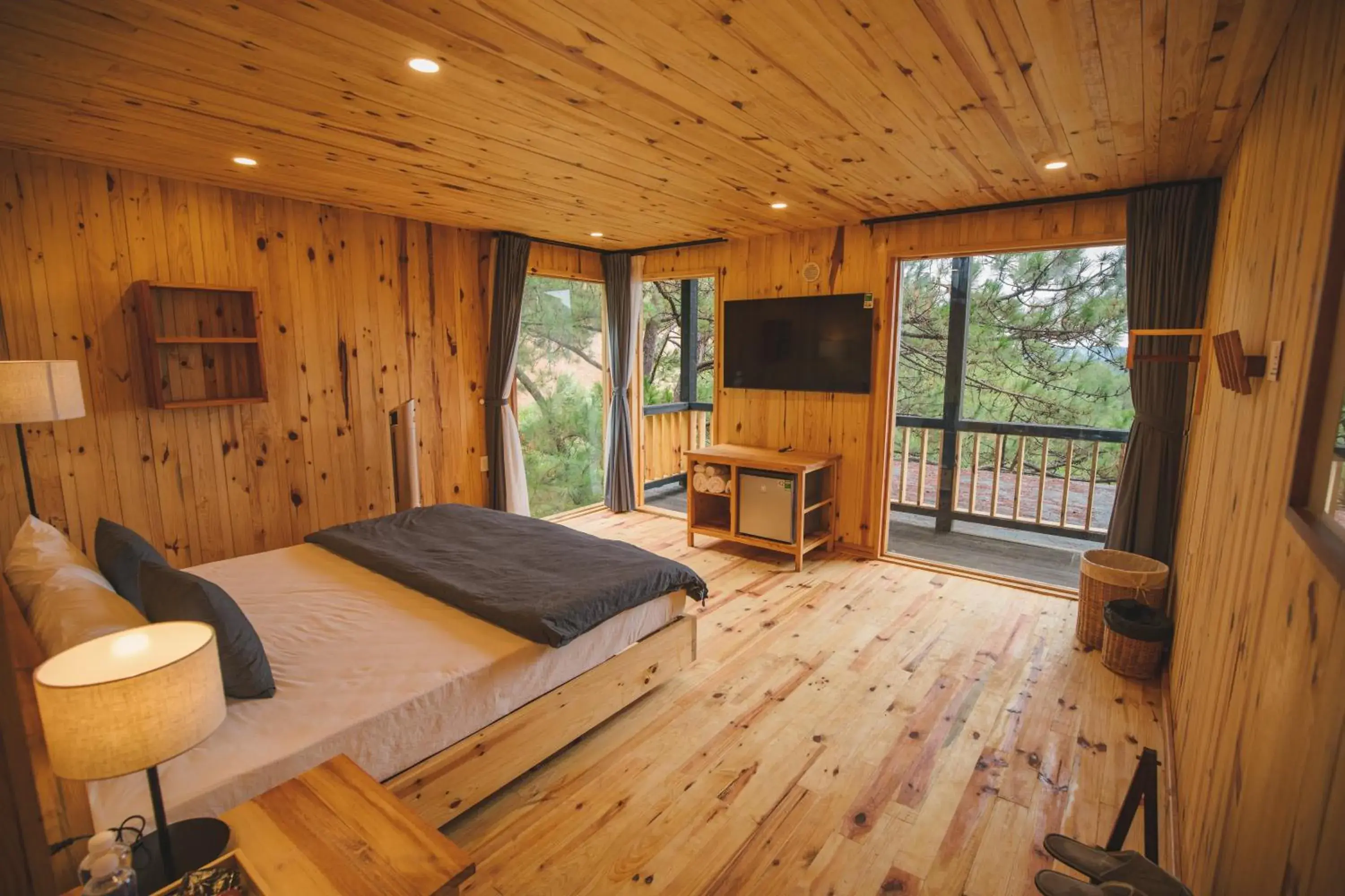 Deluxe Queen Room in Lavender Dalat Hotel and Resorts Deluxe Queen Room in Lavender Dalat Hotel and Resorts