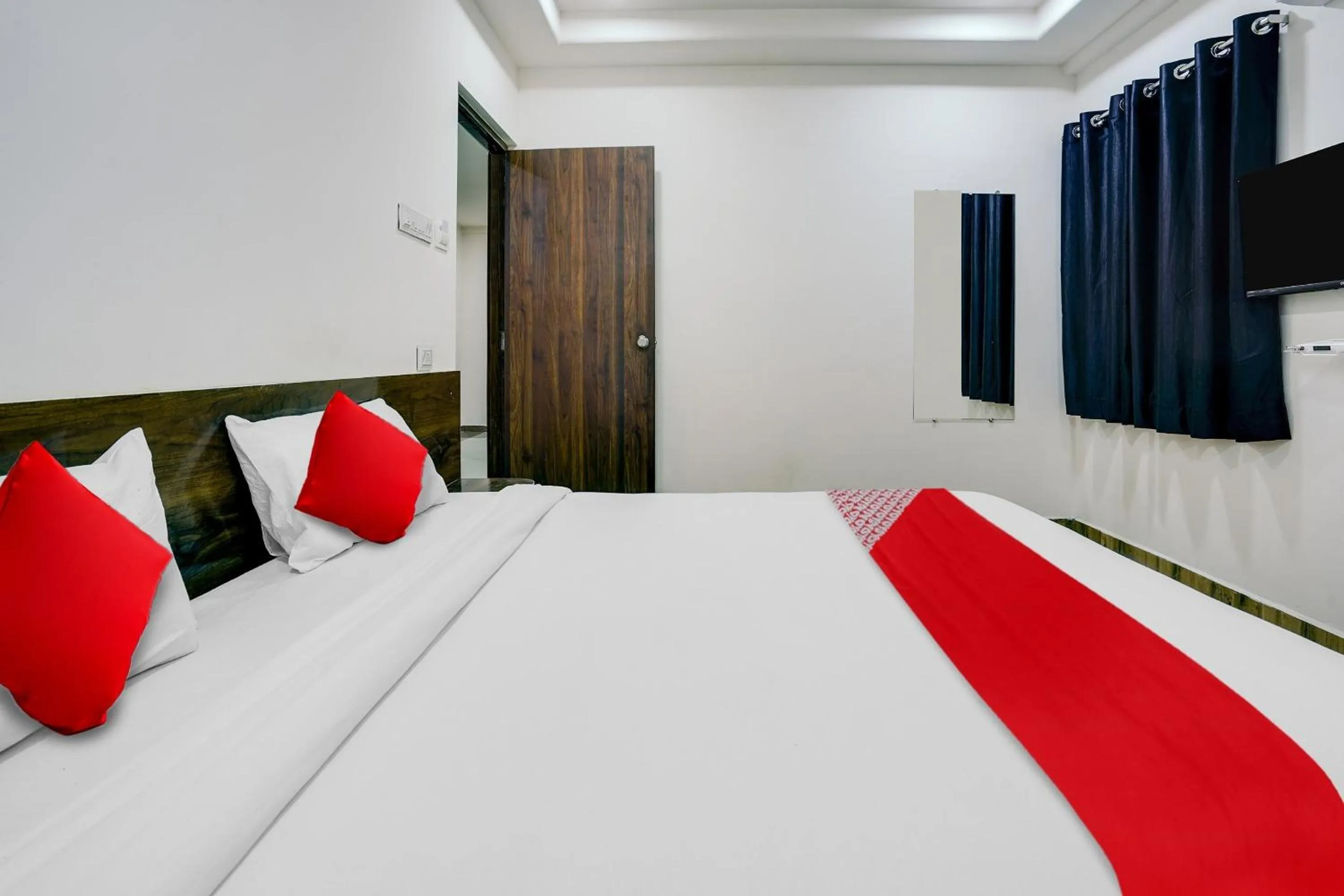 Bedroom, Bed in Hotel O White Villa