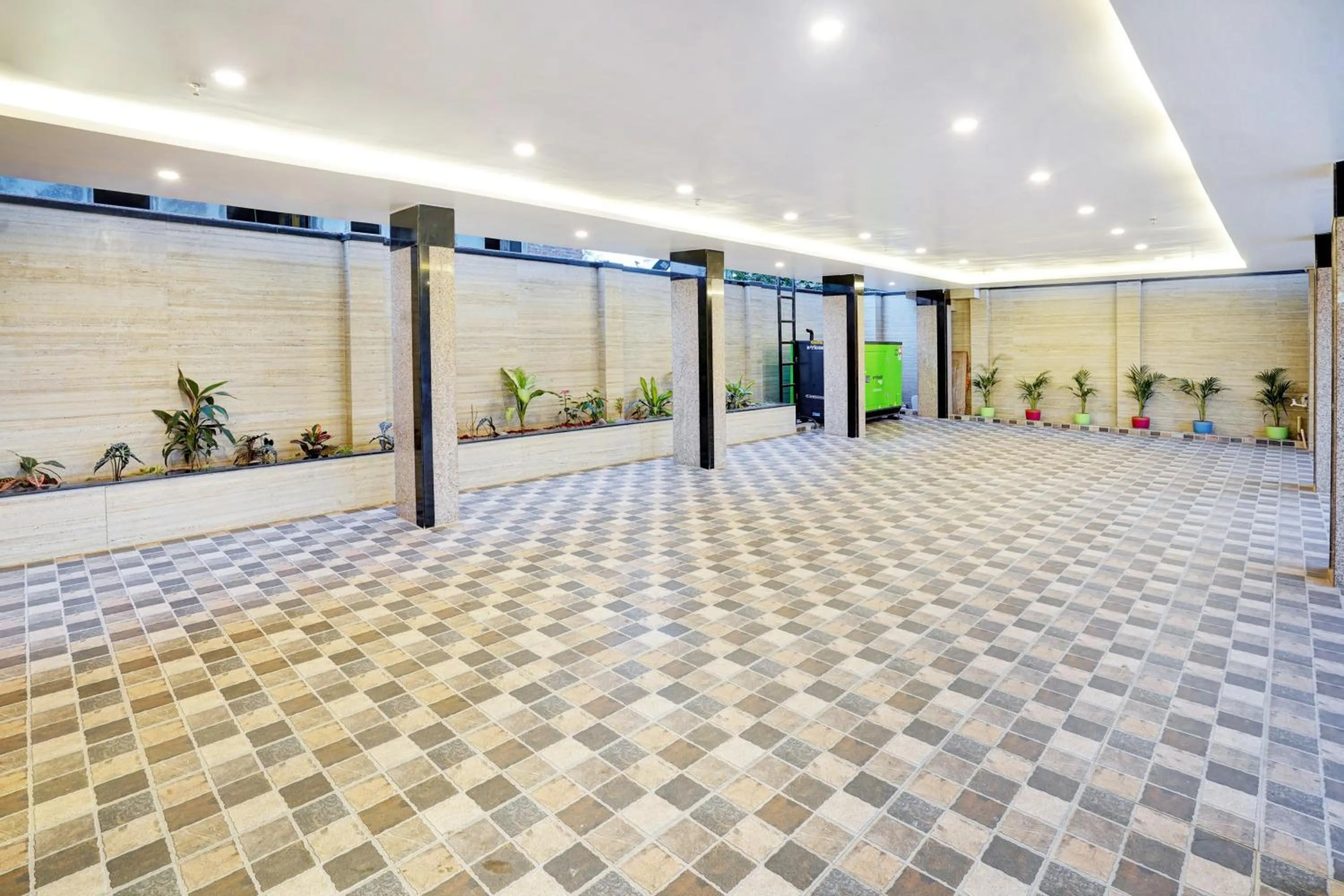 On site in Super Collection O KEYS ELITE