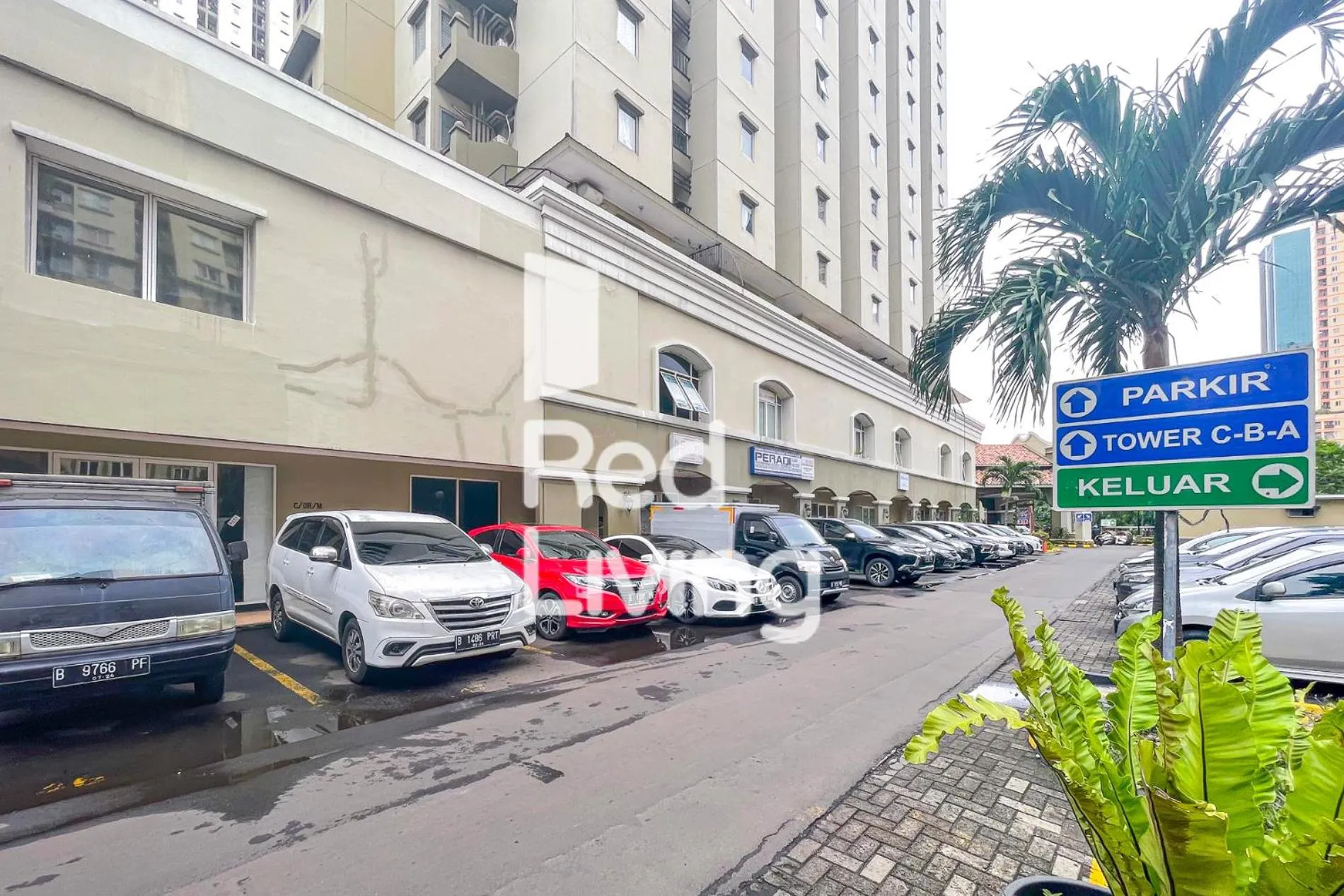 Property building in RedLiving Apartemen Mediterania Palace - Meditrans Property Tower B