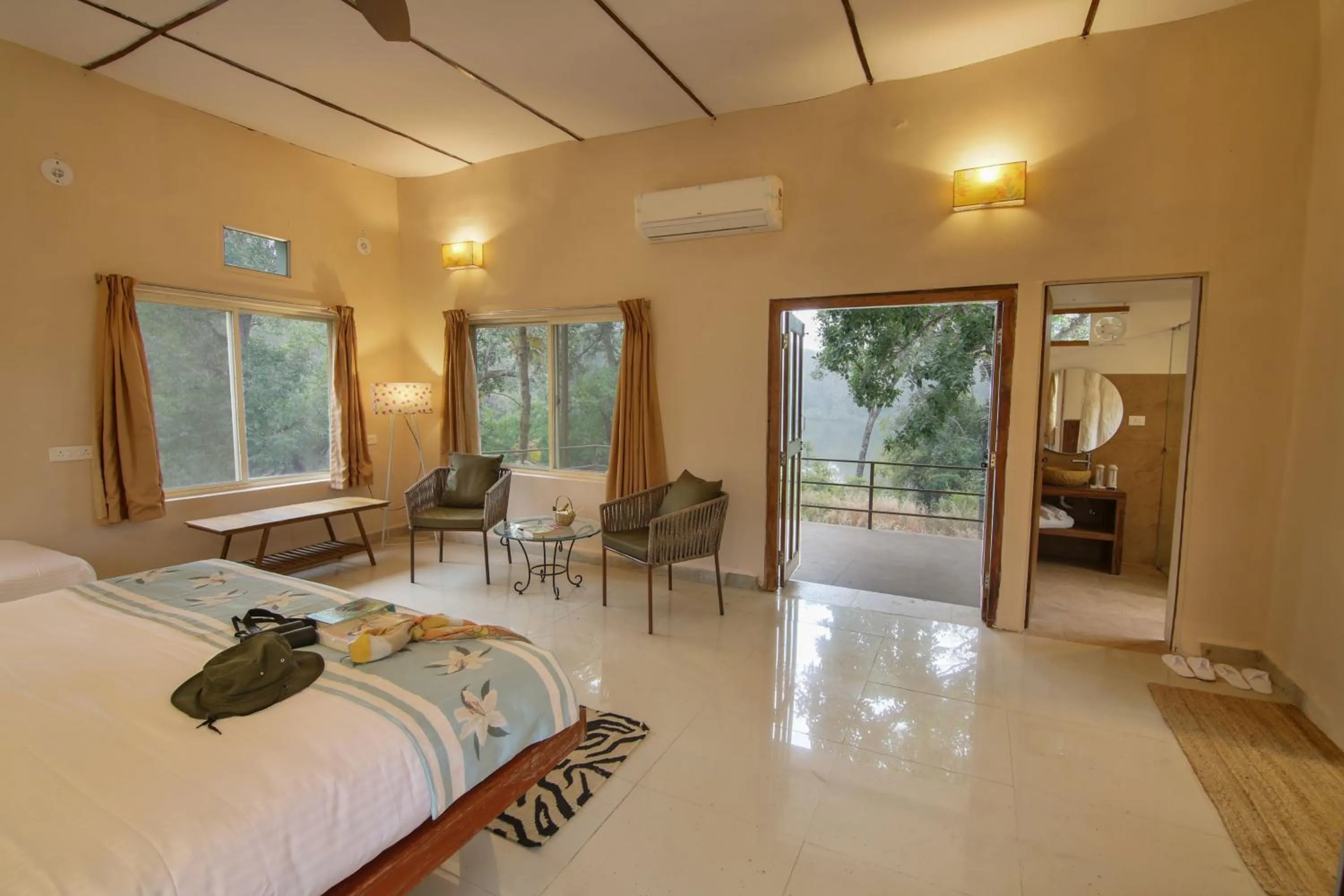 Photo of the whole room, Bed in Rukhad Jungle Camp - Pench