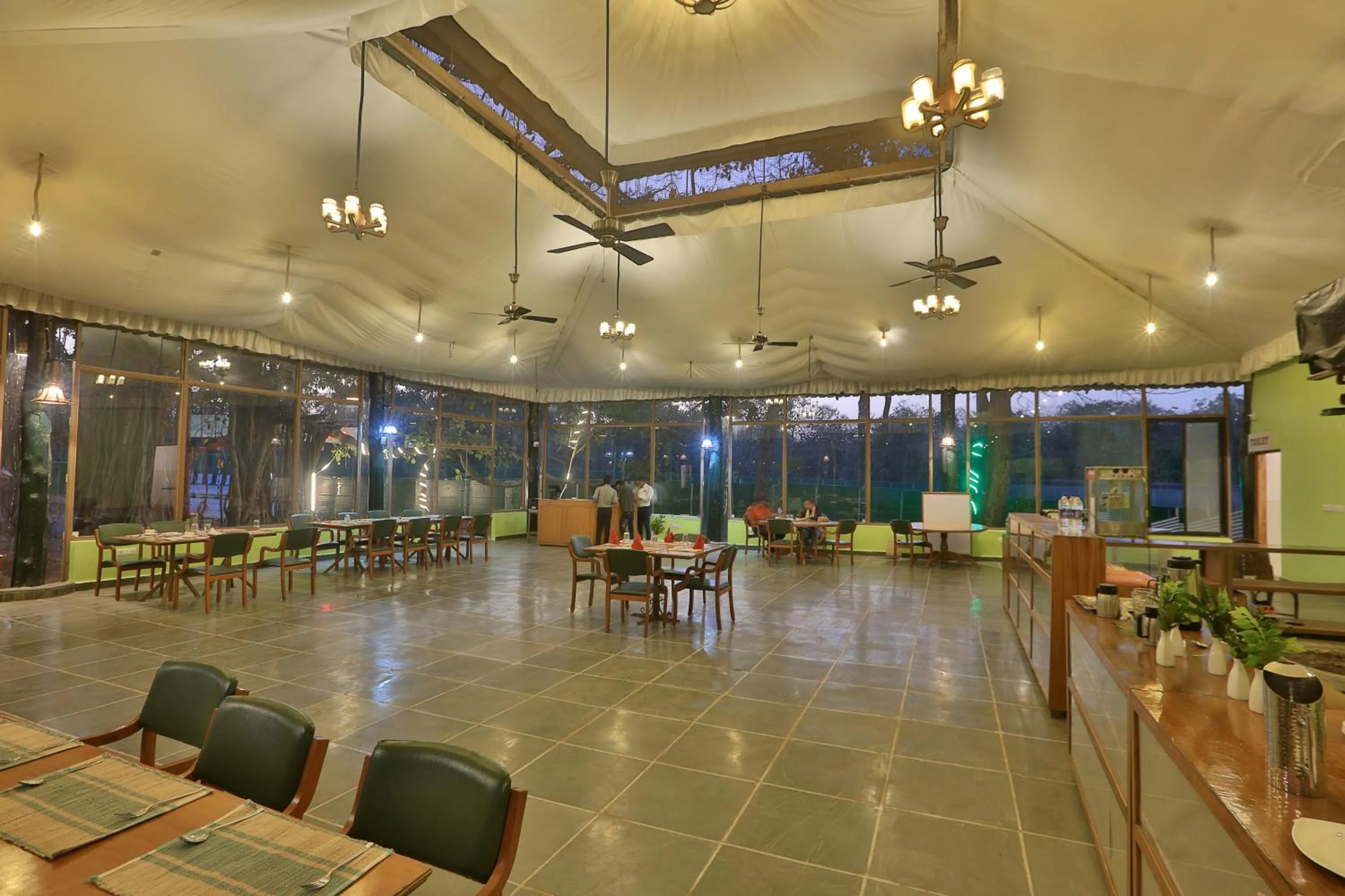 Restaurant/places to eat in Rukhad Jungle Camp - Pench