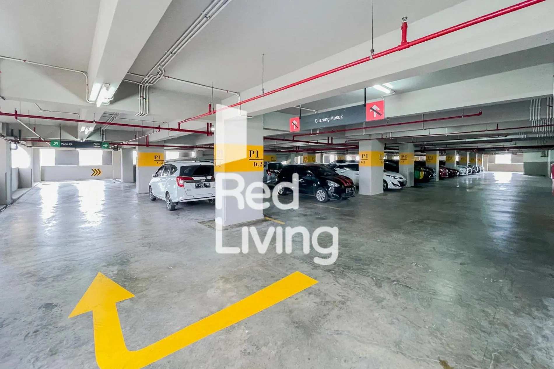 Parking in RedLiving Apartemen Sayana - Sentra Jaya