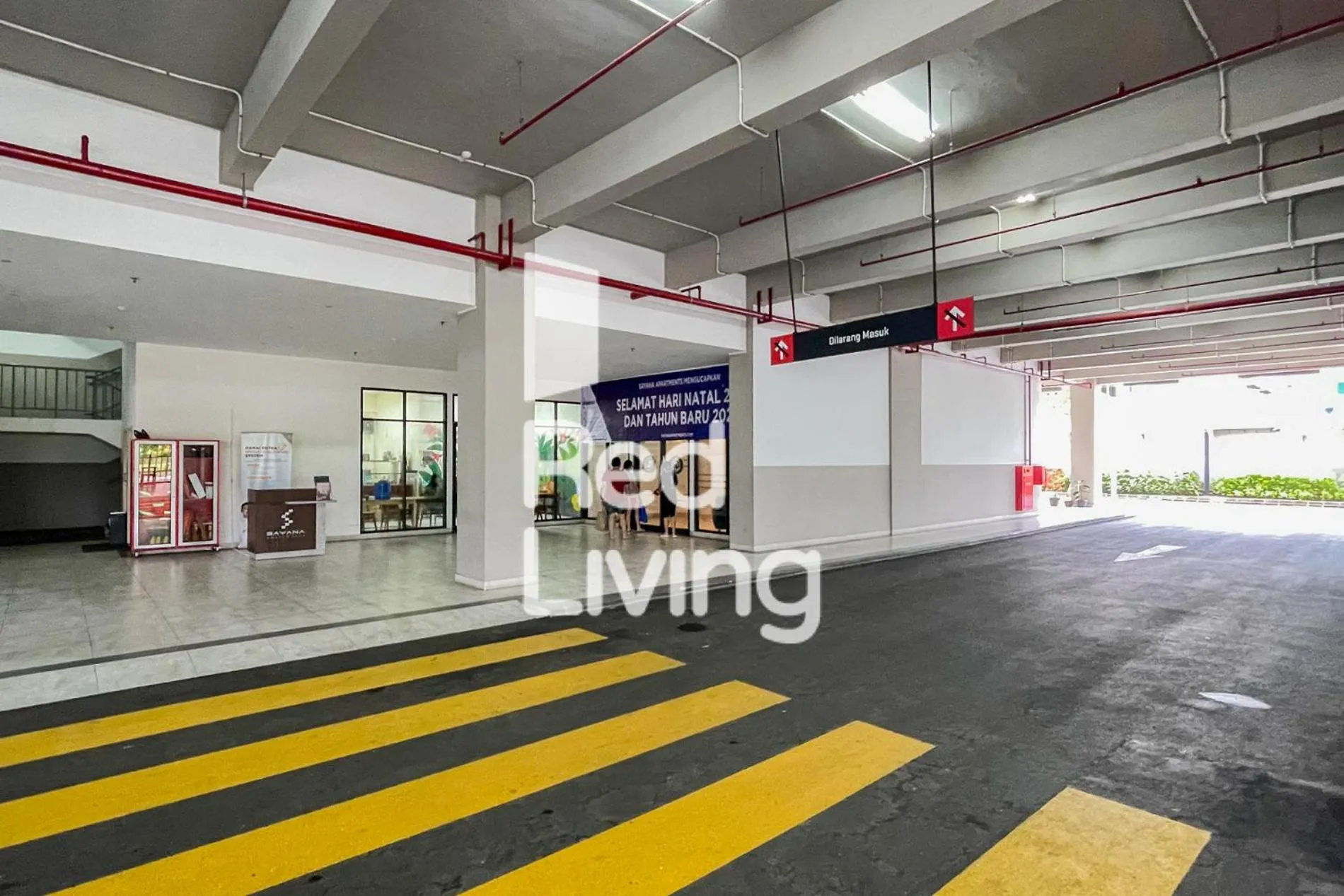 Parking in RedLiving Apartemen Sayana - Sentra Jaya
