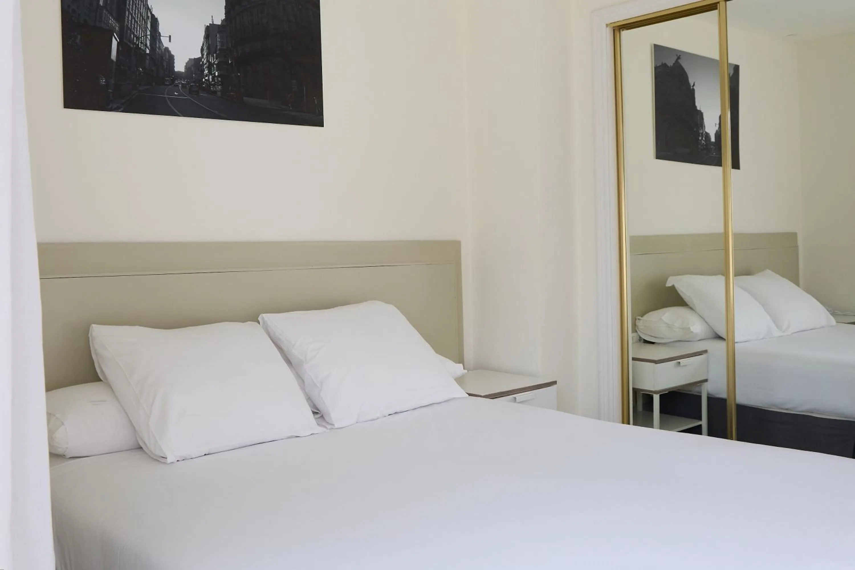 Bed in Hotel Vigo Plaza