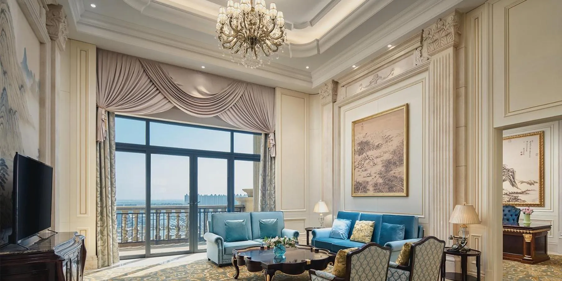 Photo of the whole room in Crowne Plaza Dongying by IHG