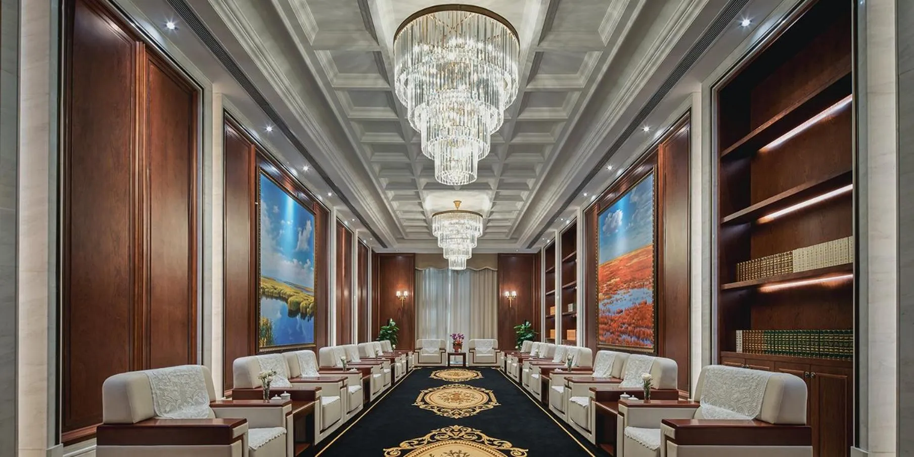 Restaurant/places to eat in Crowne Plaza Dongying by IHG