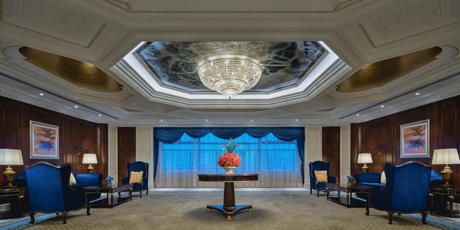 Lobby or reception in Crowne Plaza Dongying by IHG