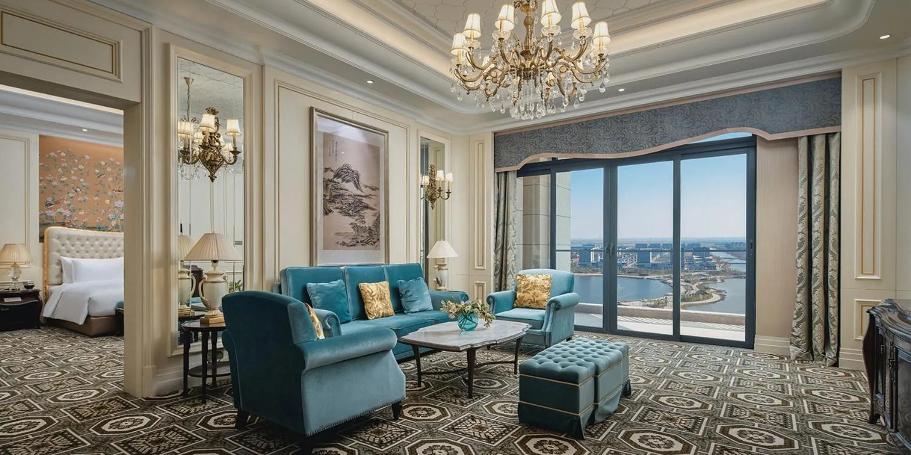 Photo of the whole room in Crowne Plaza Dongying by IHG