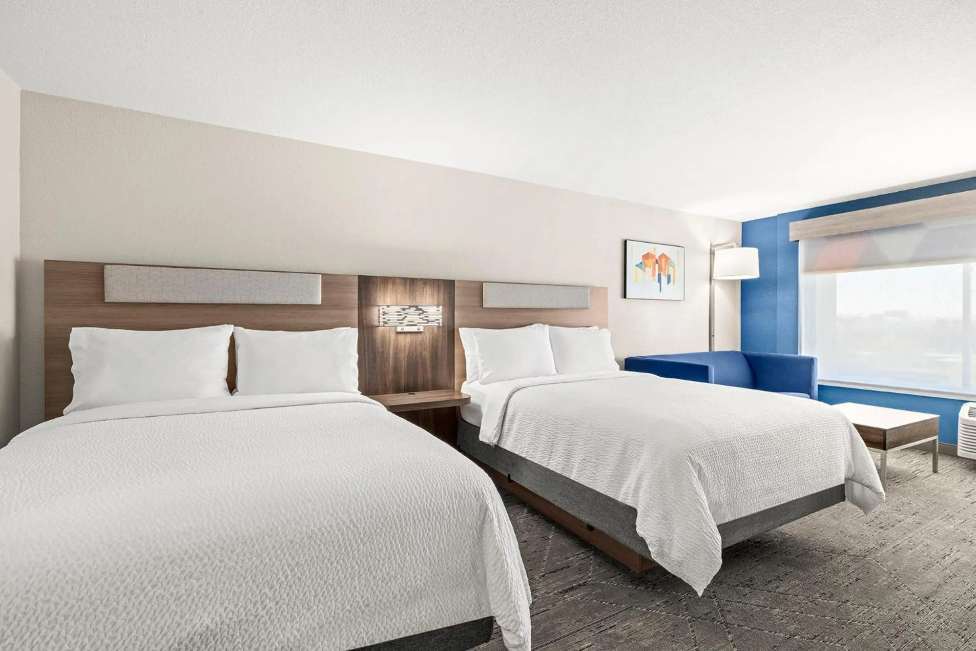 Bed in Holiday Inn Express & Suites - Phoenix West - Tolleson