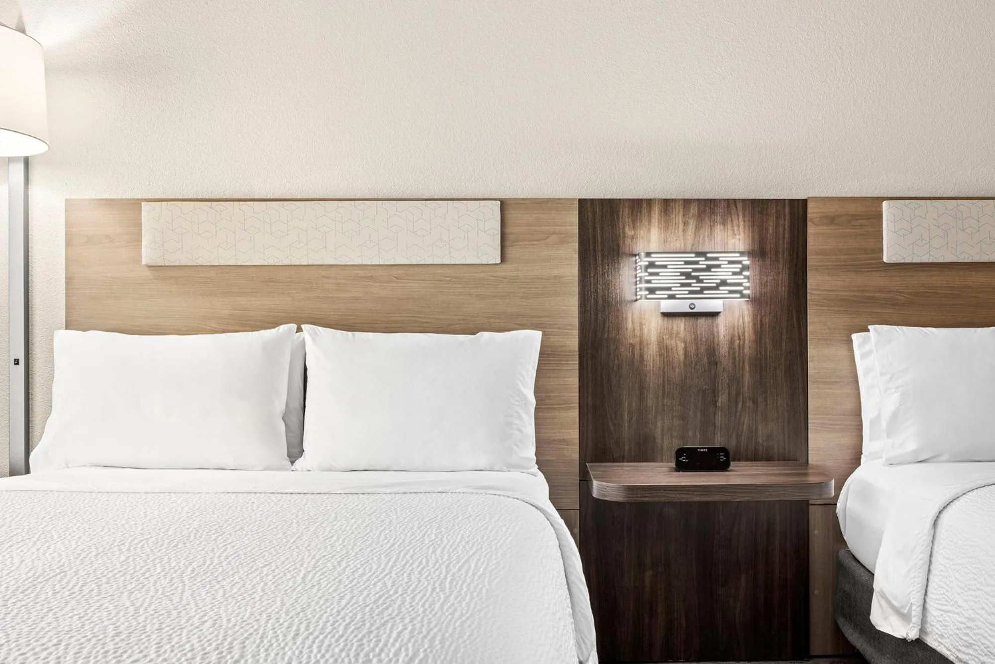 Bed in Holiday Inn Express & Suites - Phoenix West - Tolleson