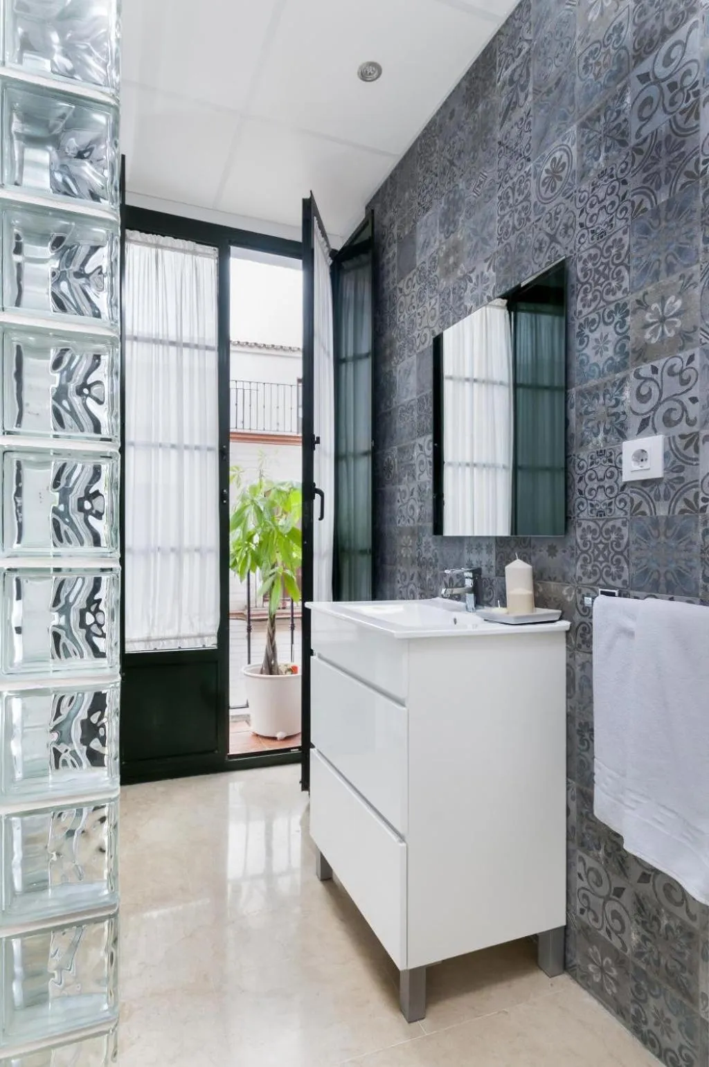 Bathroom in Hoteles del Sur