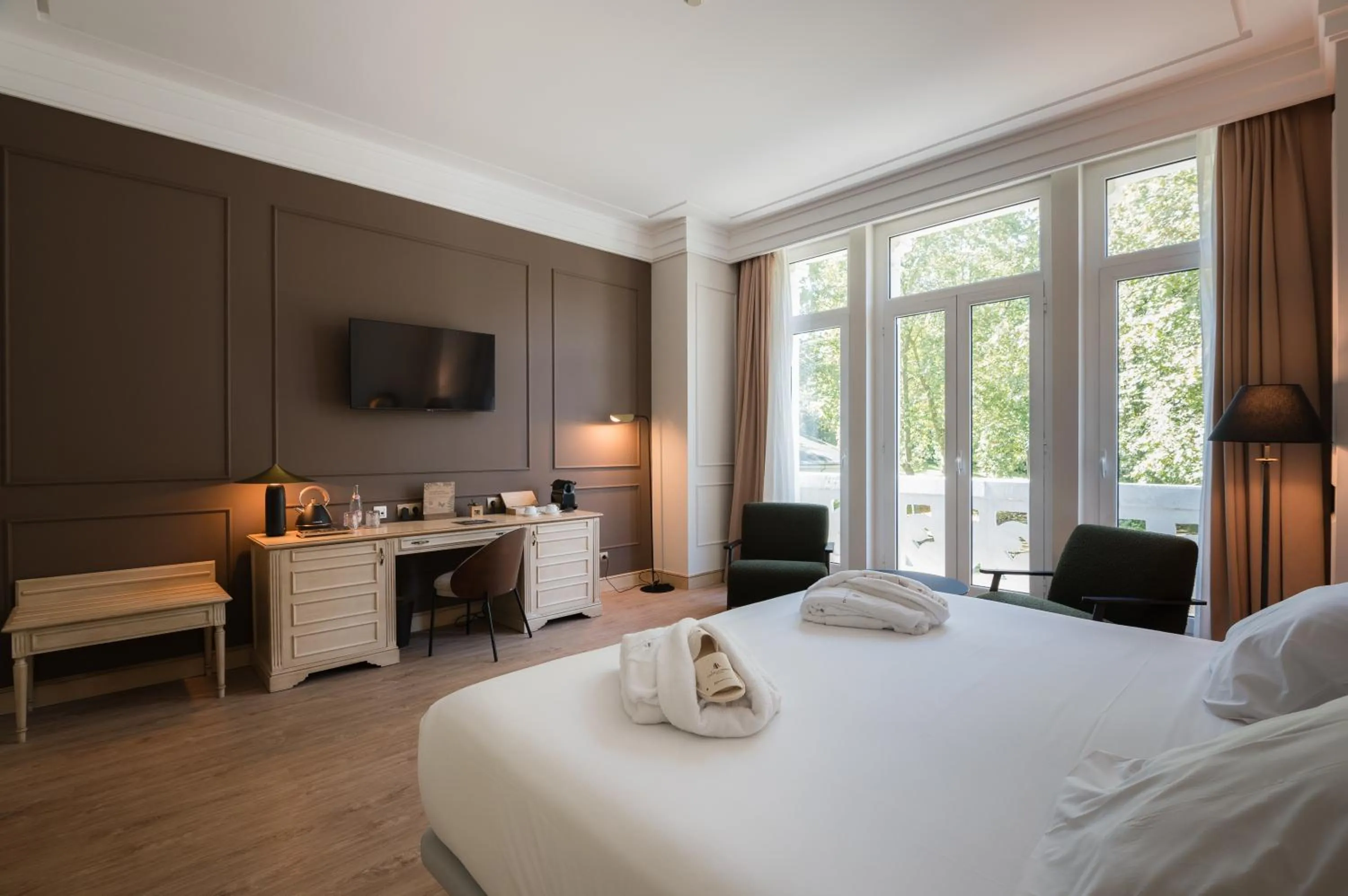 Photo of the whole room, Bed in Castilla Termal Solares