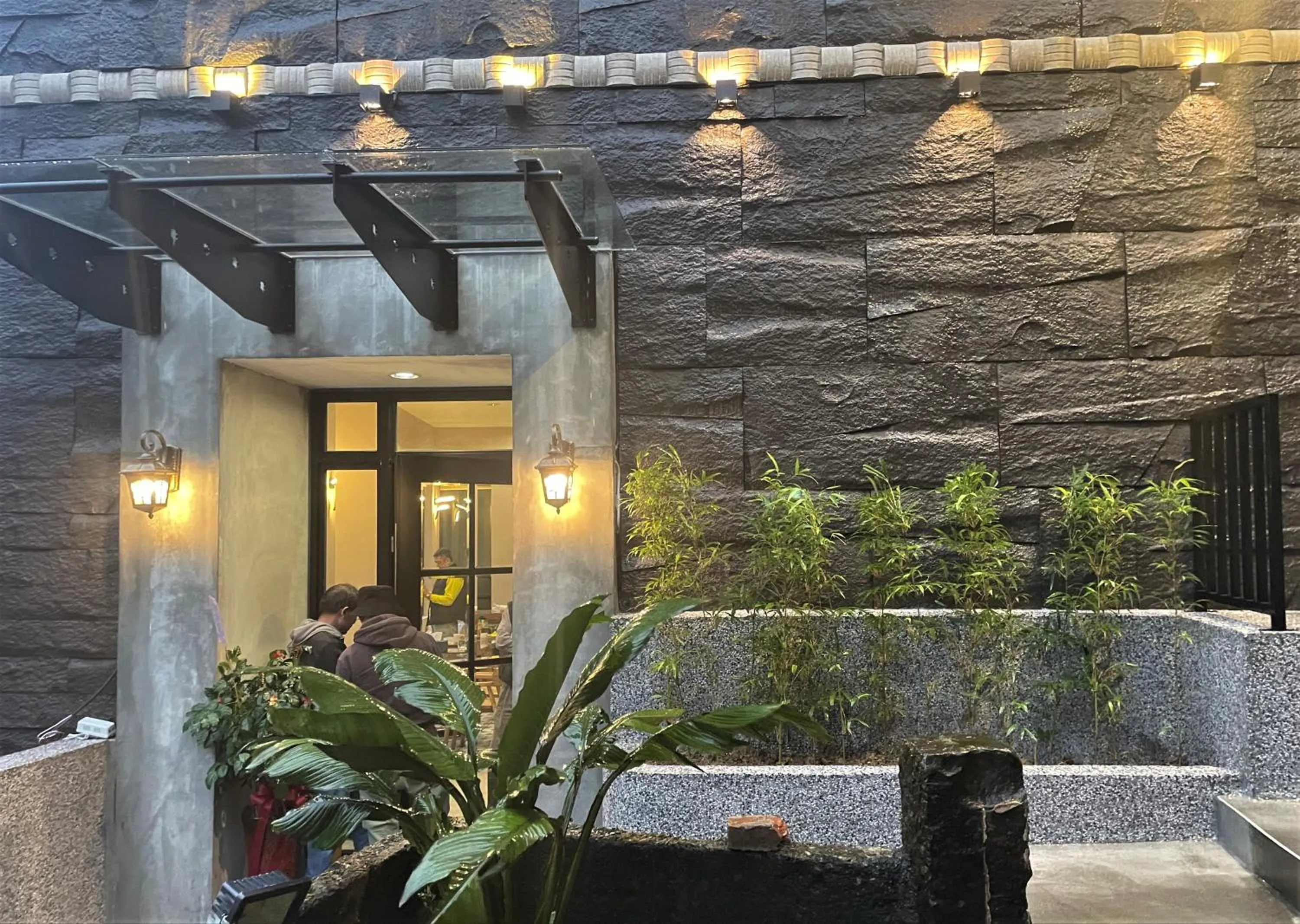 Property building in 95 Pavilion